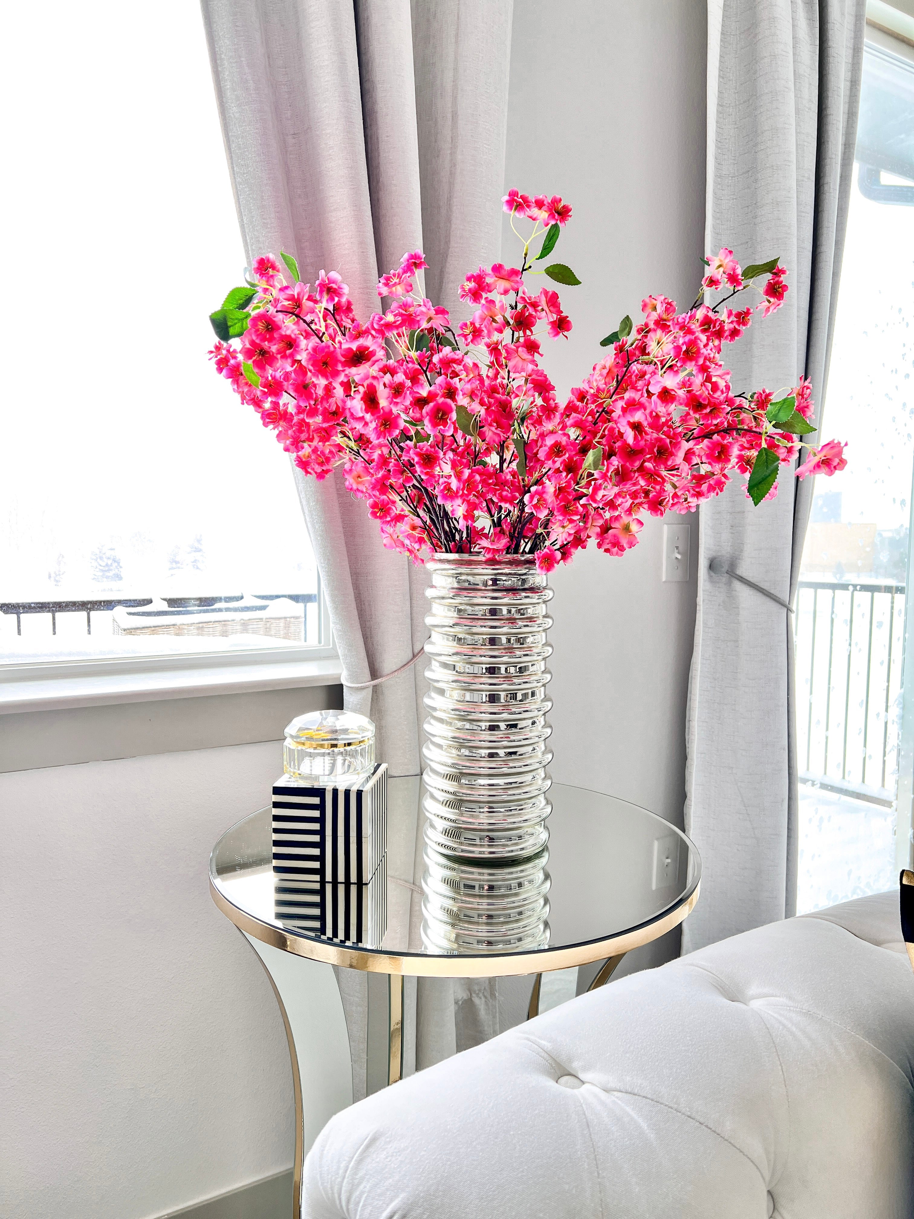 Champagne Glass Scalloped Vase - HTS HOME DECOR