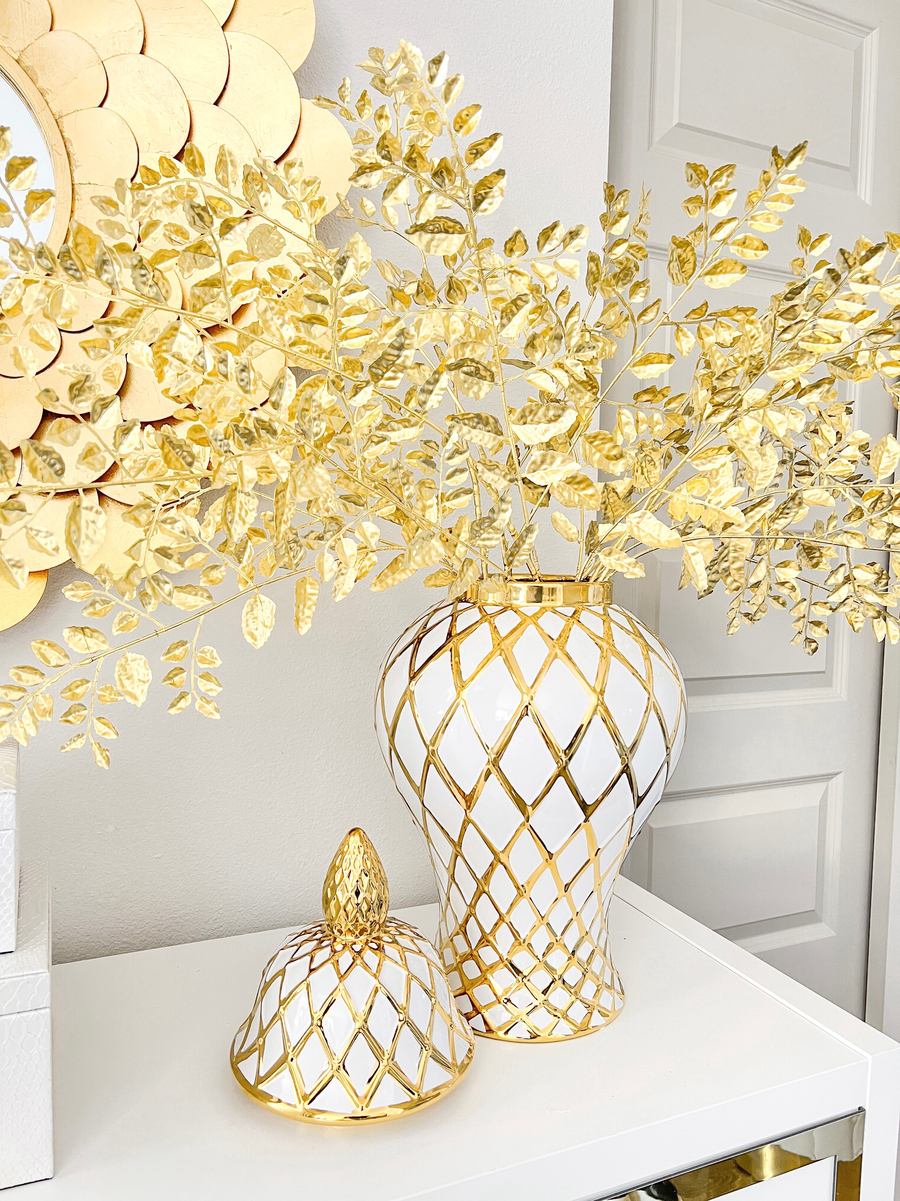 Gold Criss Cross Line Ginger Jar - HTS HOME DECOR