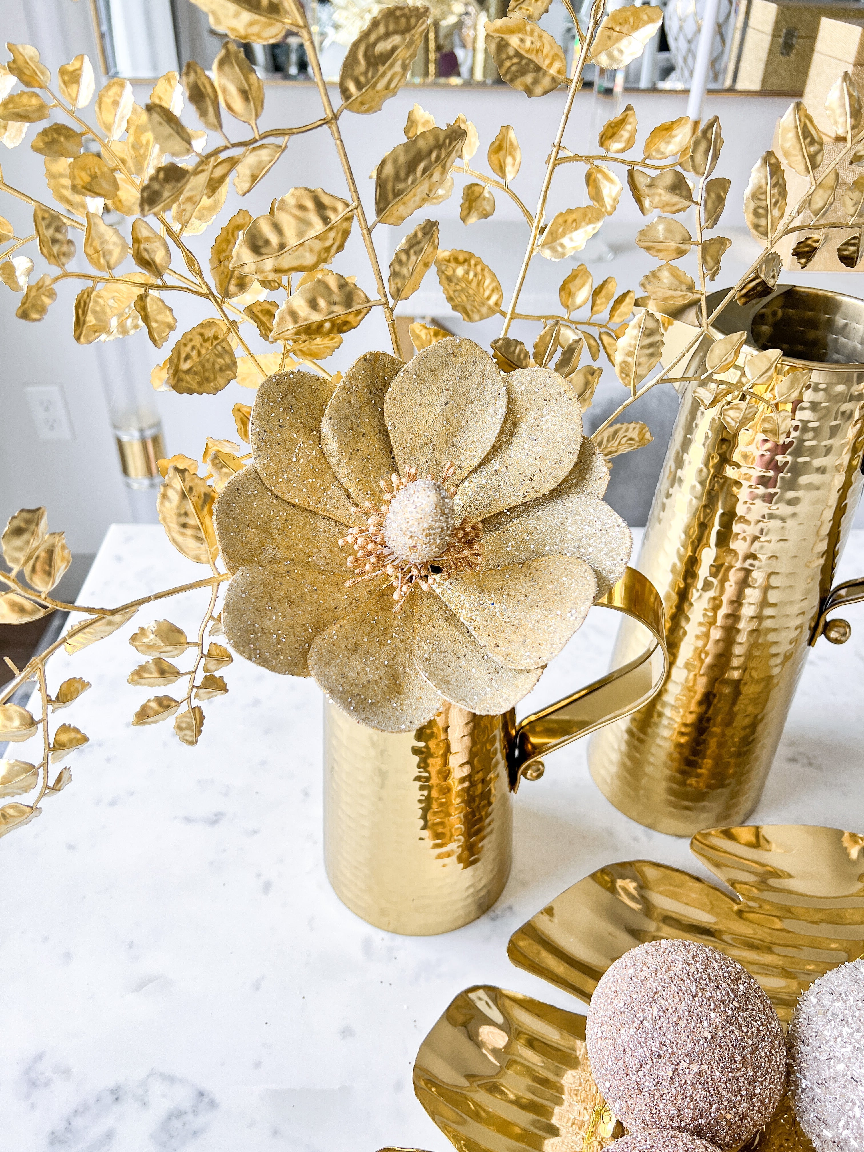 Gold Glittered Magnolia Stem - HTS HOME DECOR