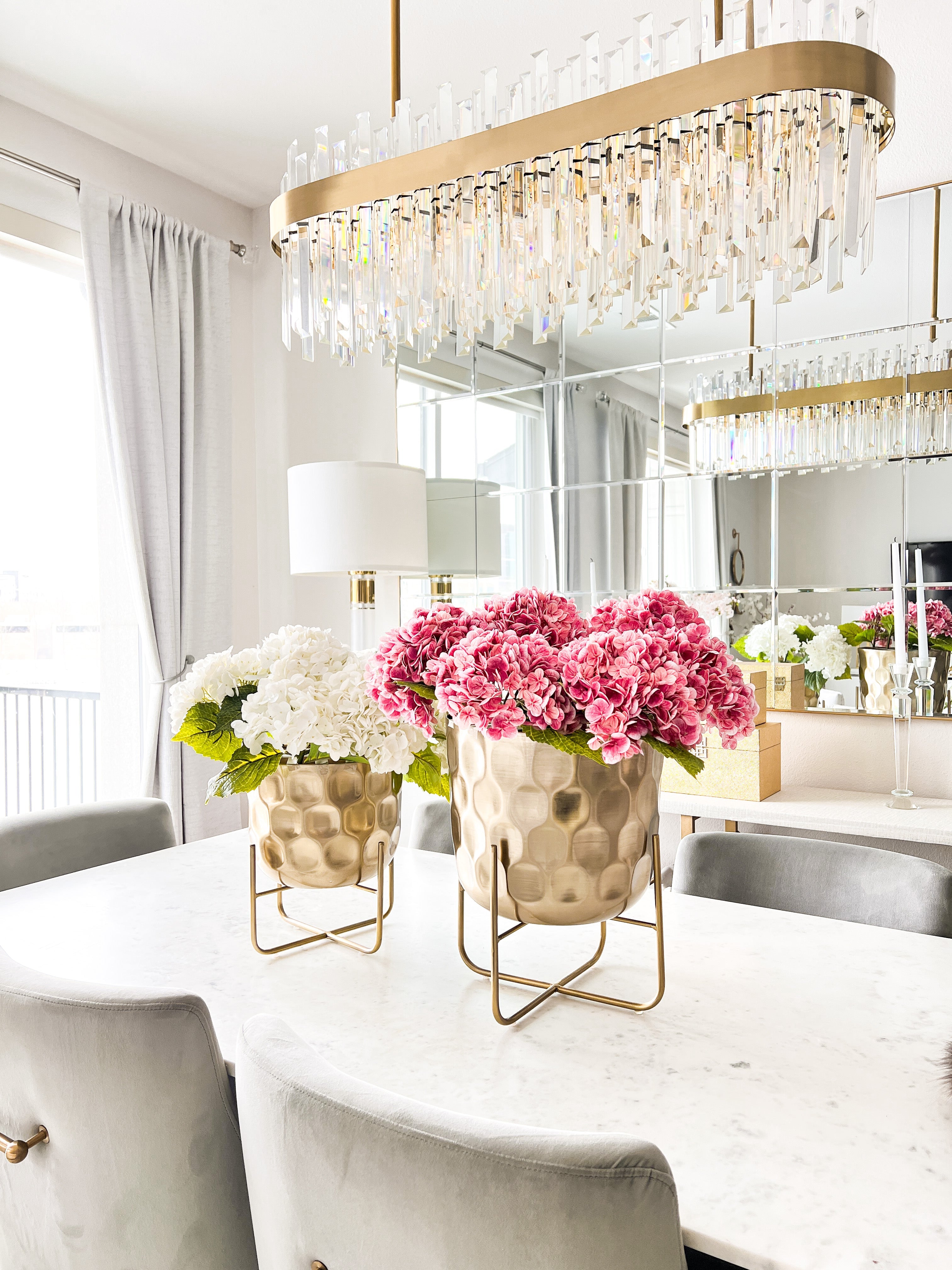 Gold Hammered Planter w/ Stand - HTS HOME DECOR