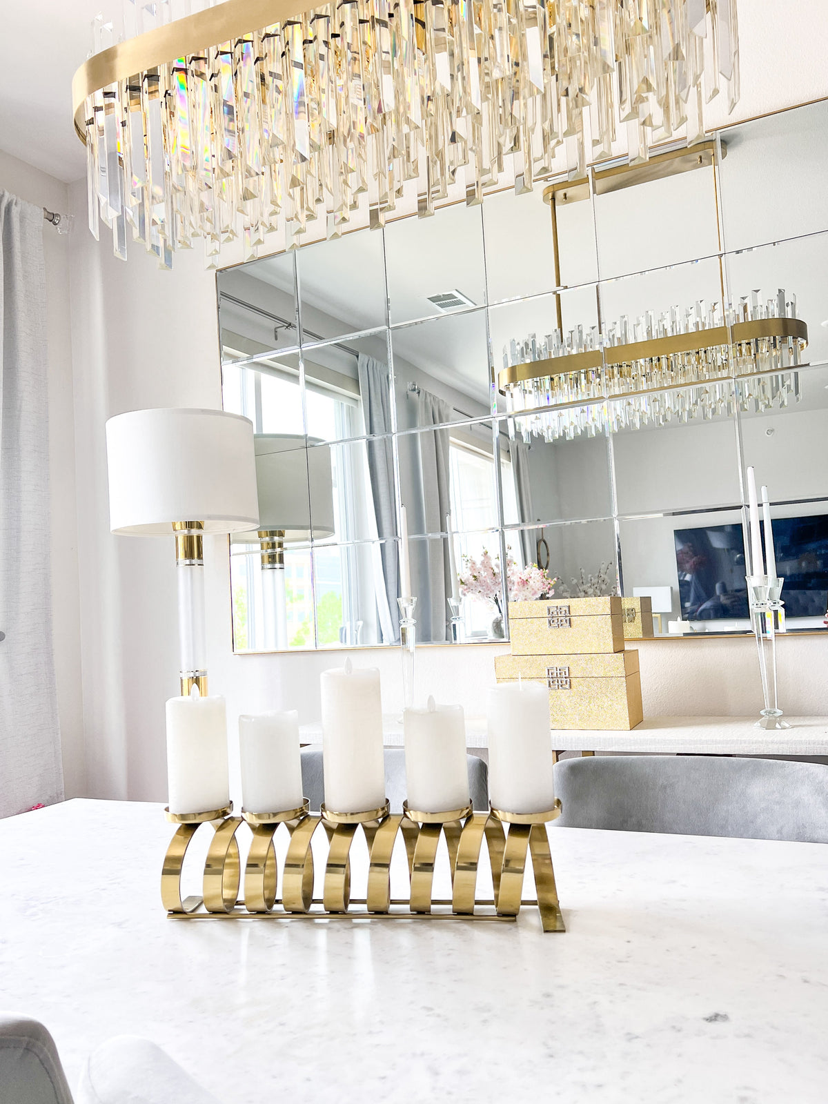 Gold Loop Pillar Candle Holder (Two Sizes) HTS HOME DECOR