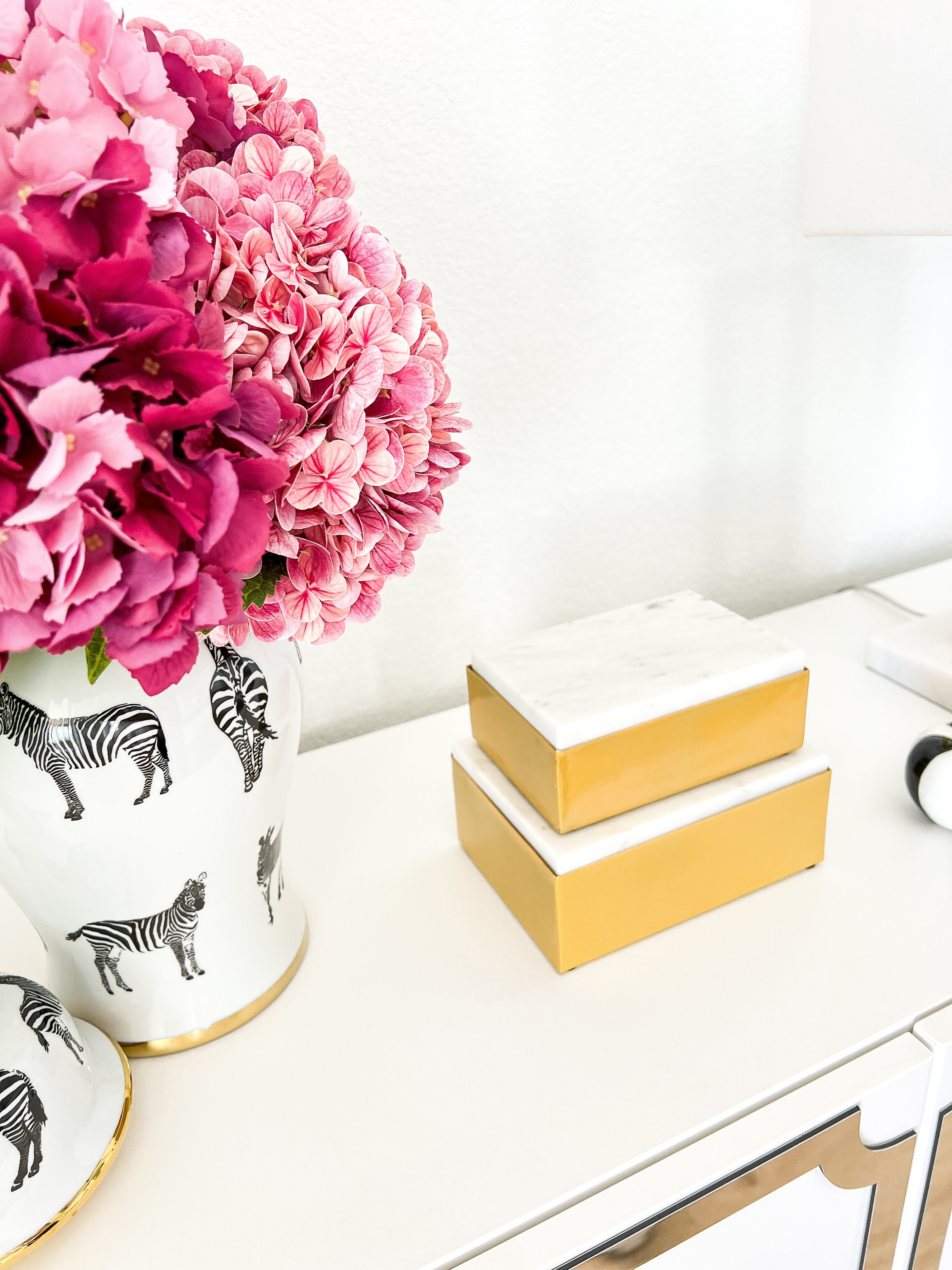 Gold Marble Lined Decorative Boxes (Set of 2) - HTS HOME DECOR