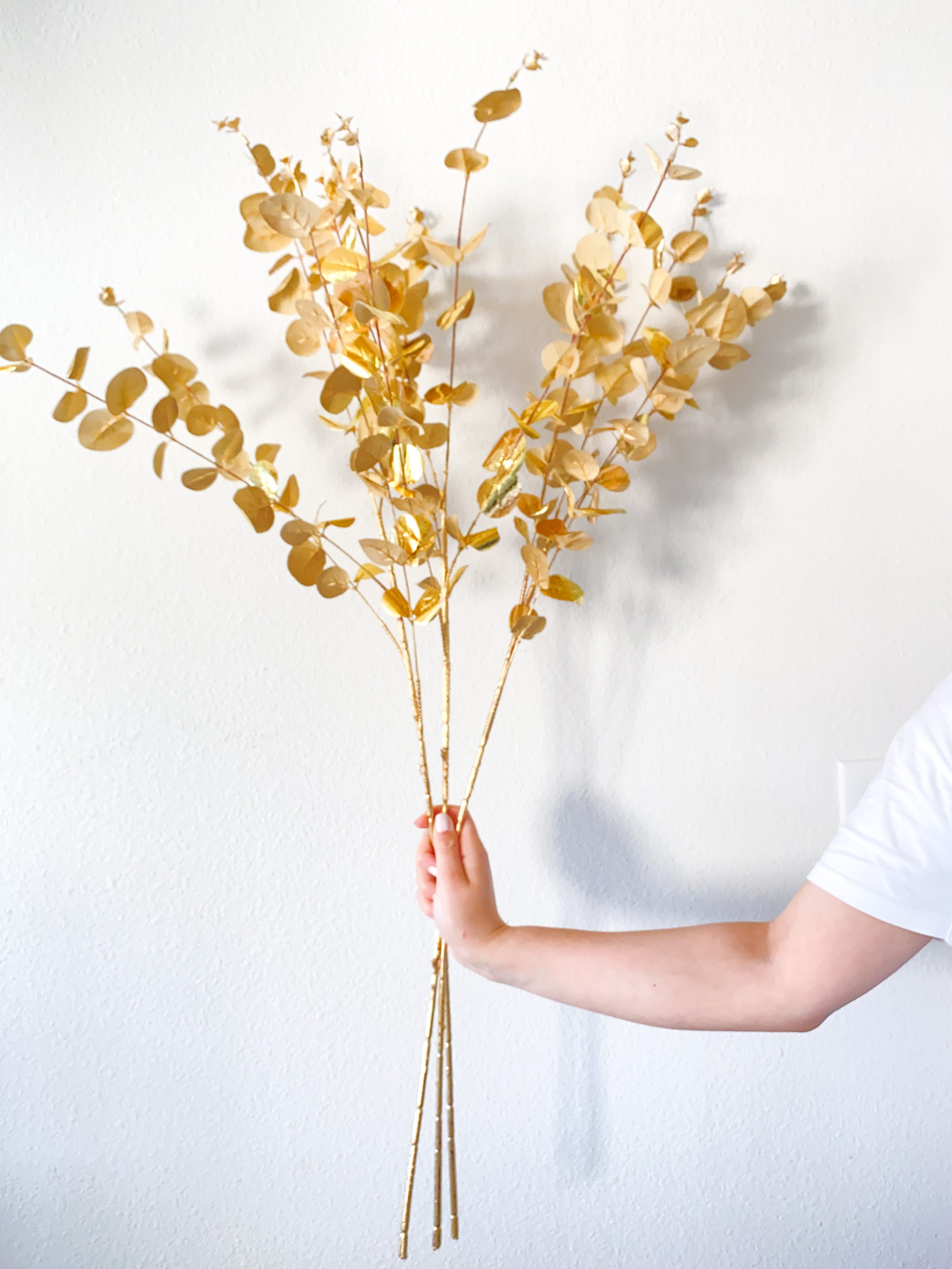 Gold Metallic Eucalyptus Leaf Stem ( Pack of 3 Stems) - HTS HOME DECOR
