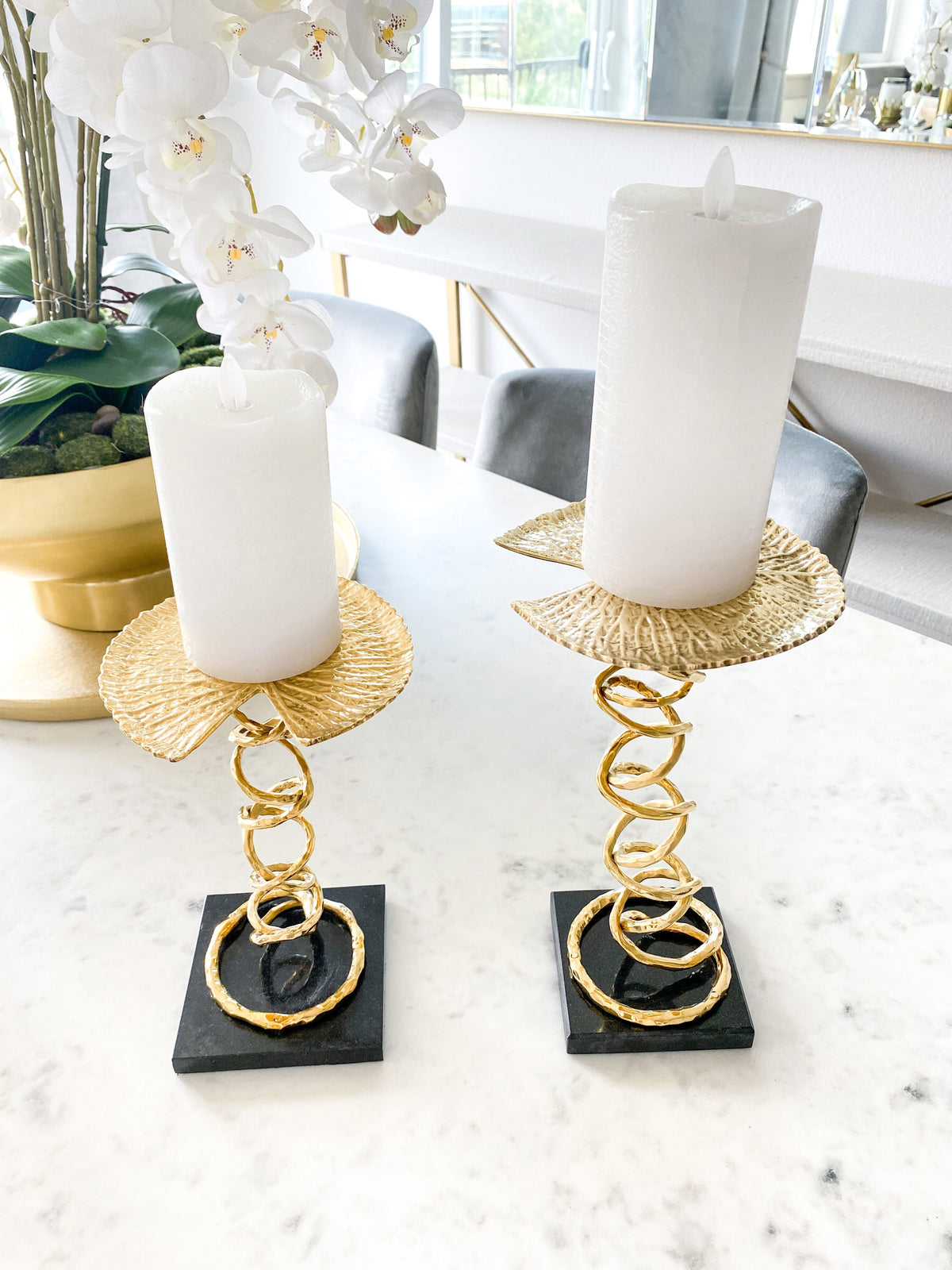 Gold Metal Wreath Hurricane with Marble Stand