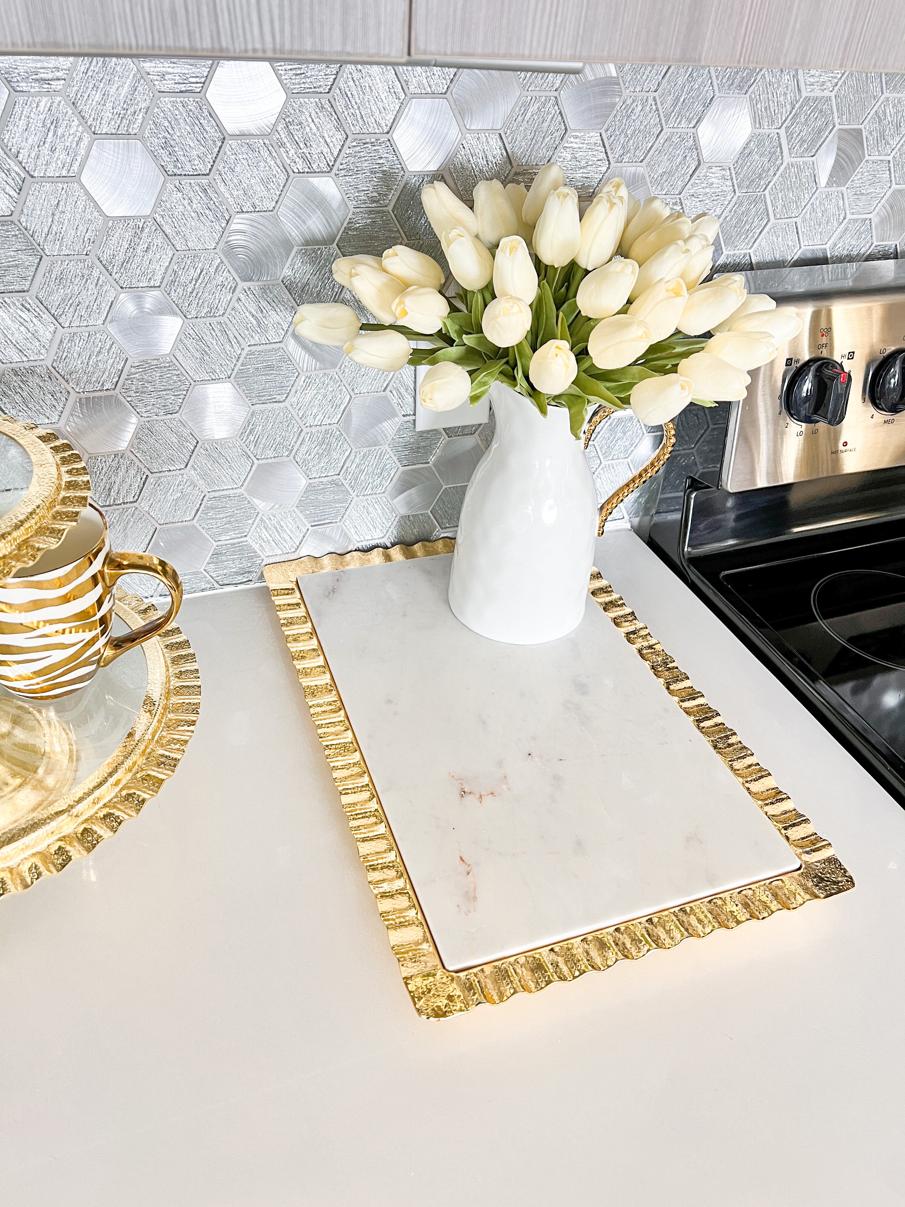 Marble Footed Tray with Gold Ruffled Edges - HTS HOME DECOR