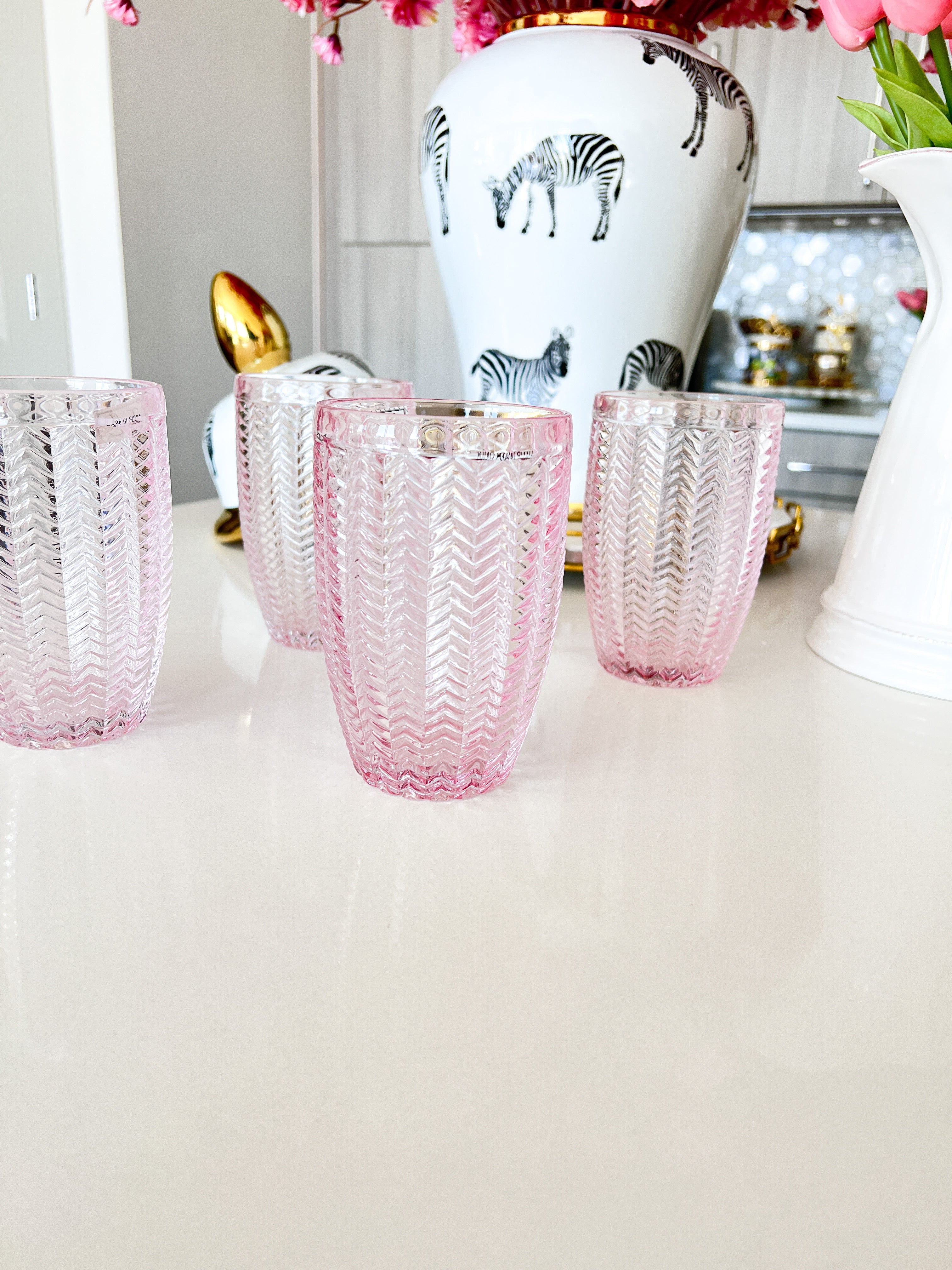 Pink Glass Goblet ( set of 4) - HTS HOME DECOR