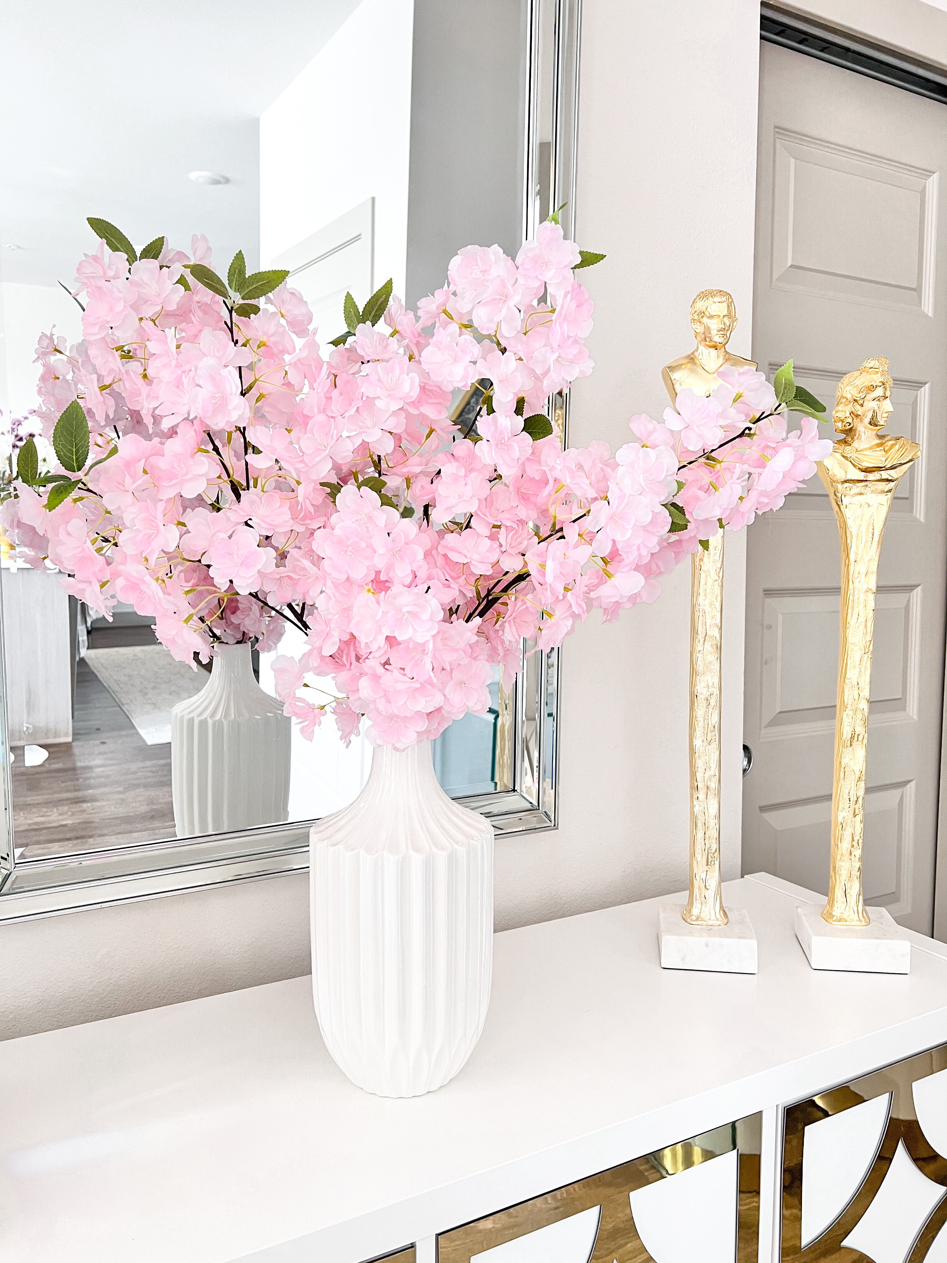 White Textured Ceramic Vase - HTS HOME DECOR