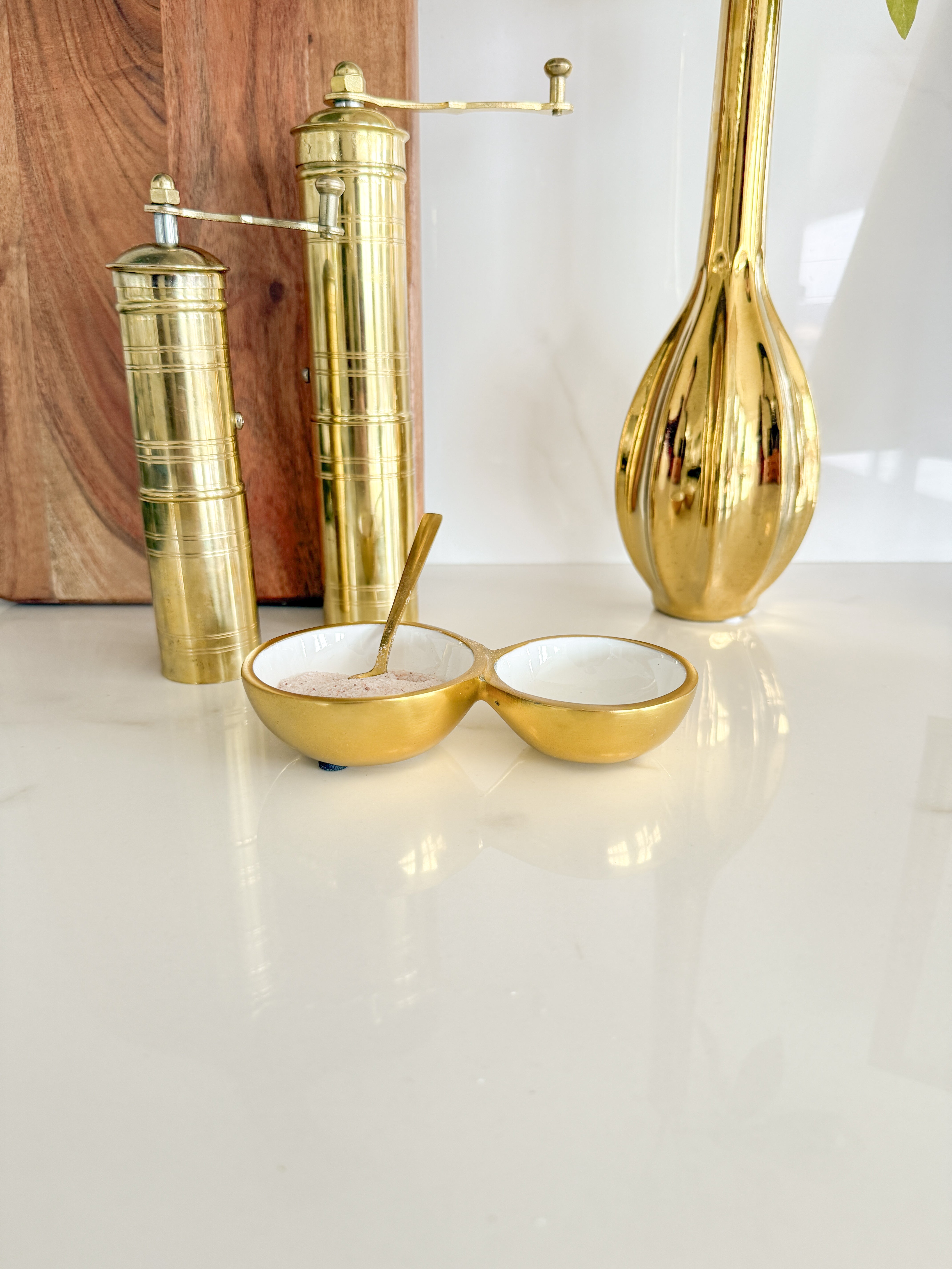White and Gold Gold Spoon Rest