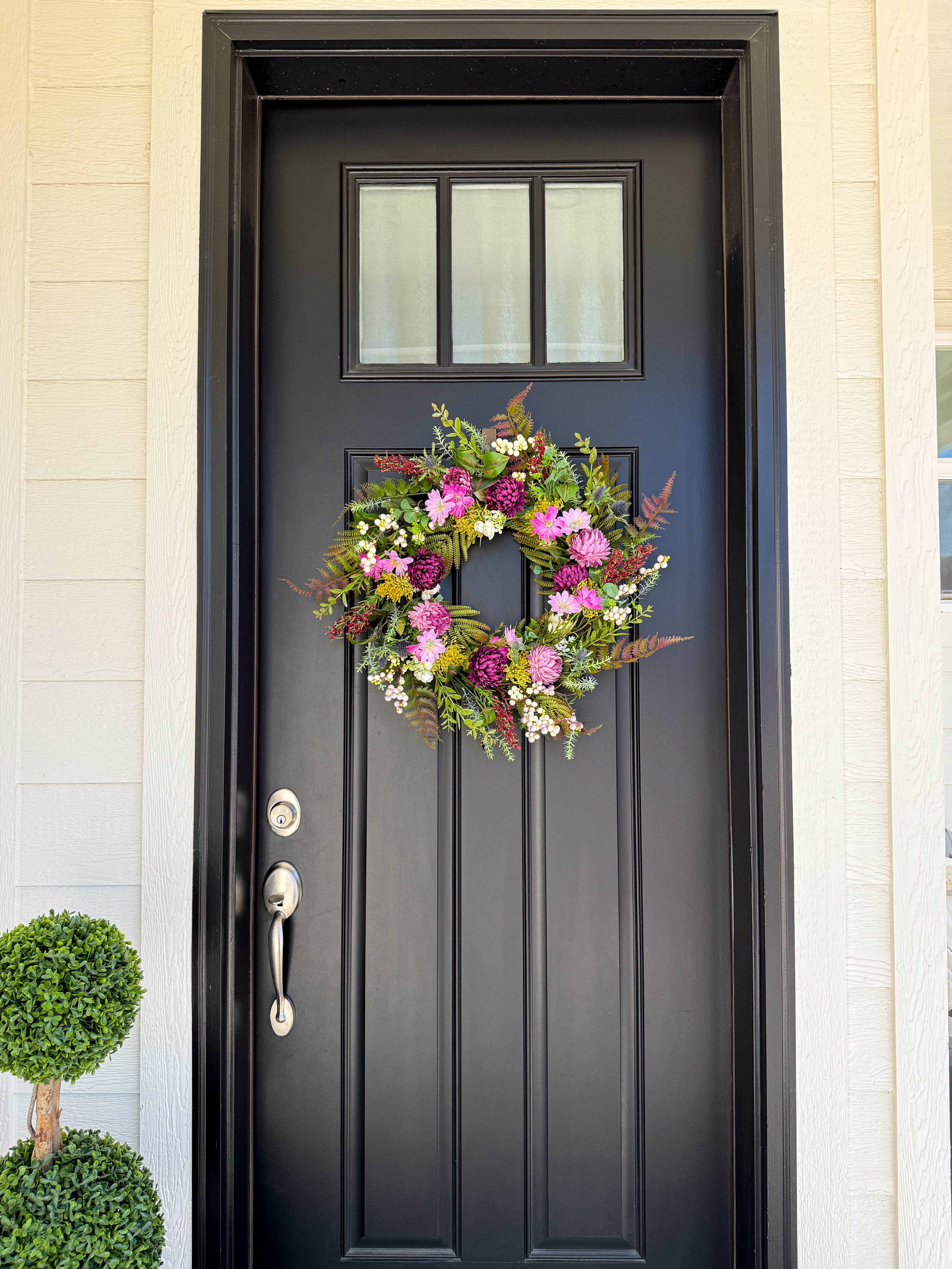 26 Inch White and Purple Perennials Wreath