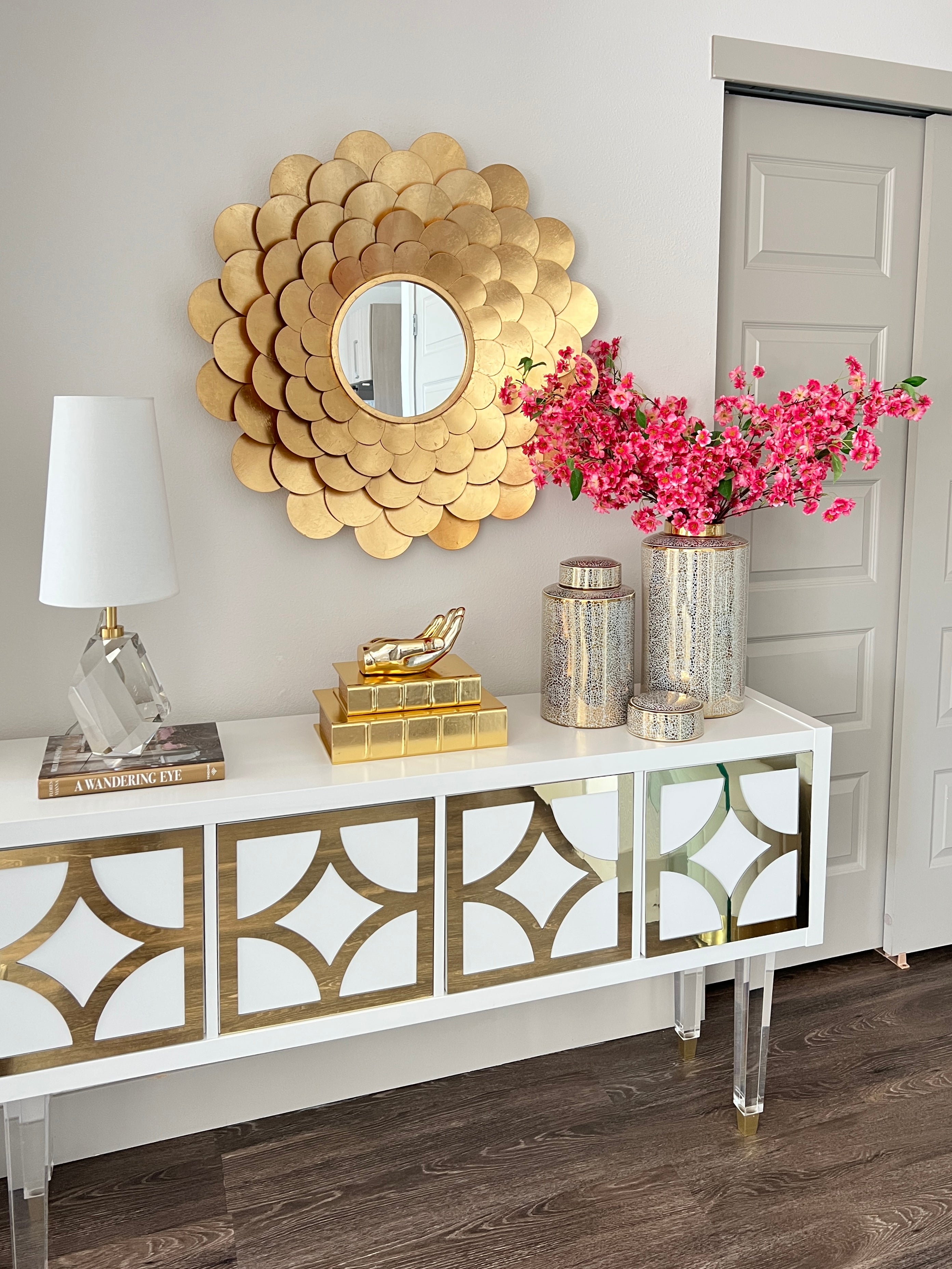 Gold Flower Shape Wall Round Mirror
