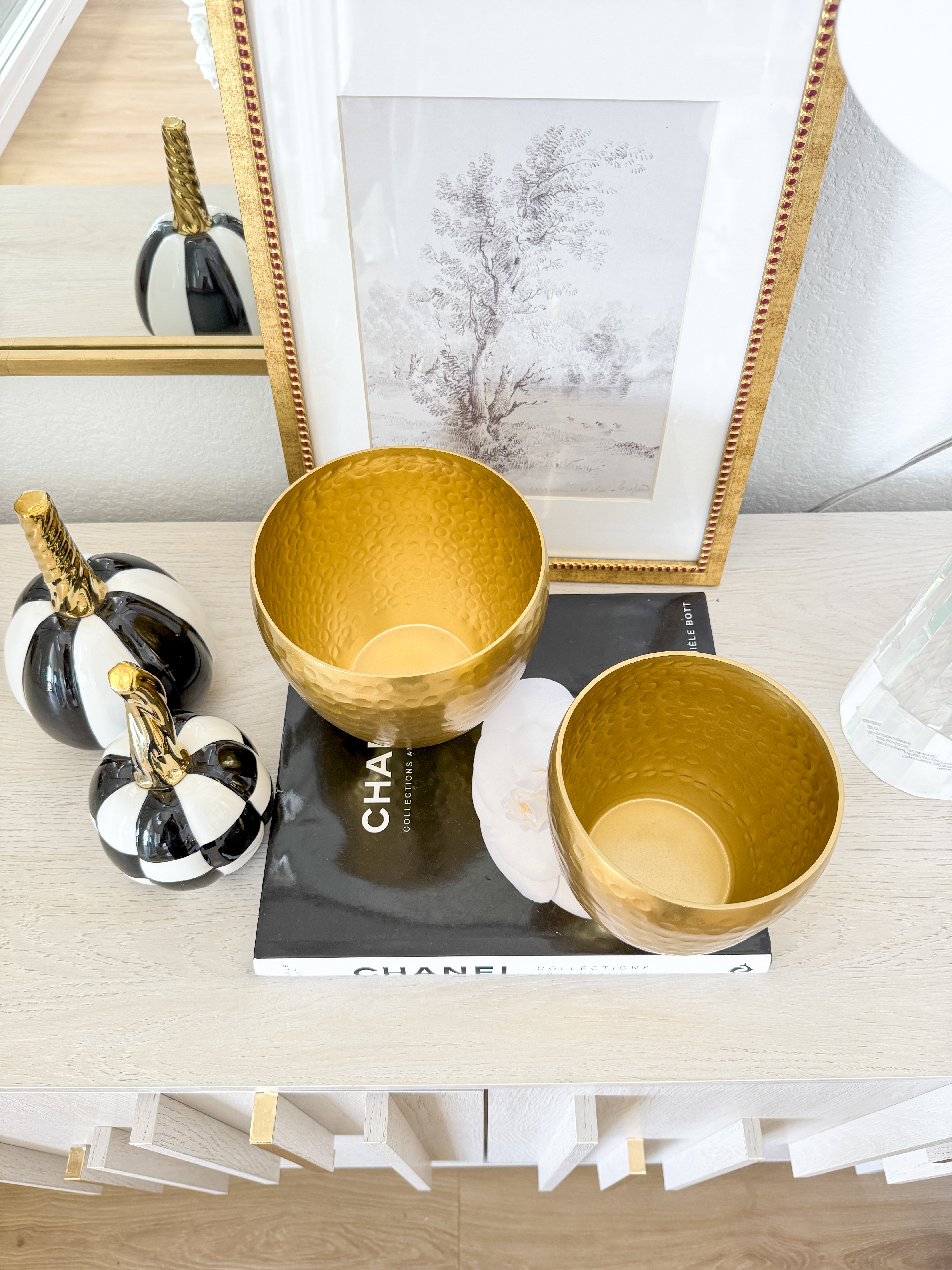 Gold Hammered Vase (Set of 2)