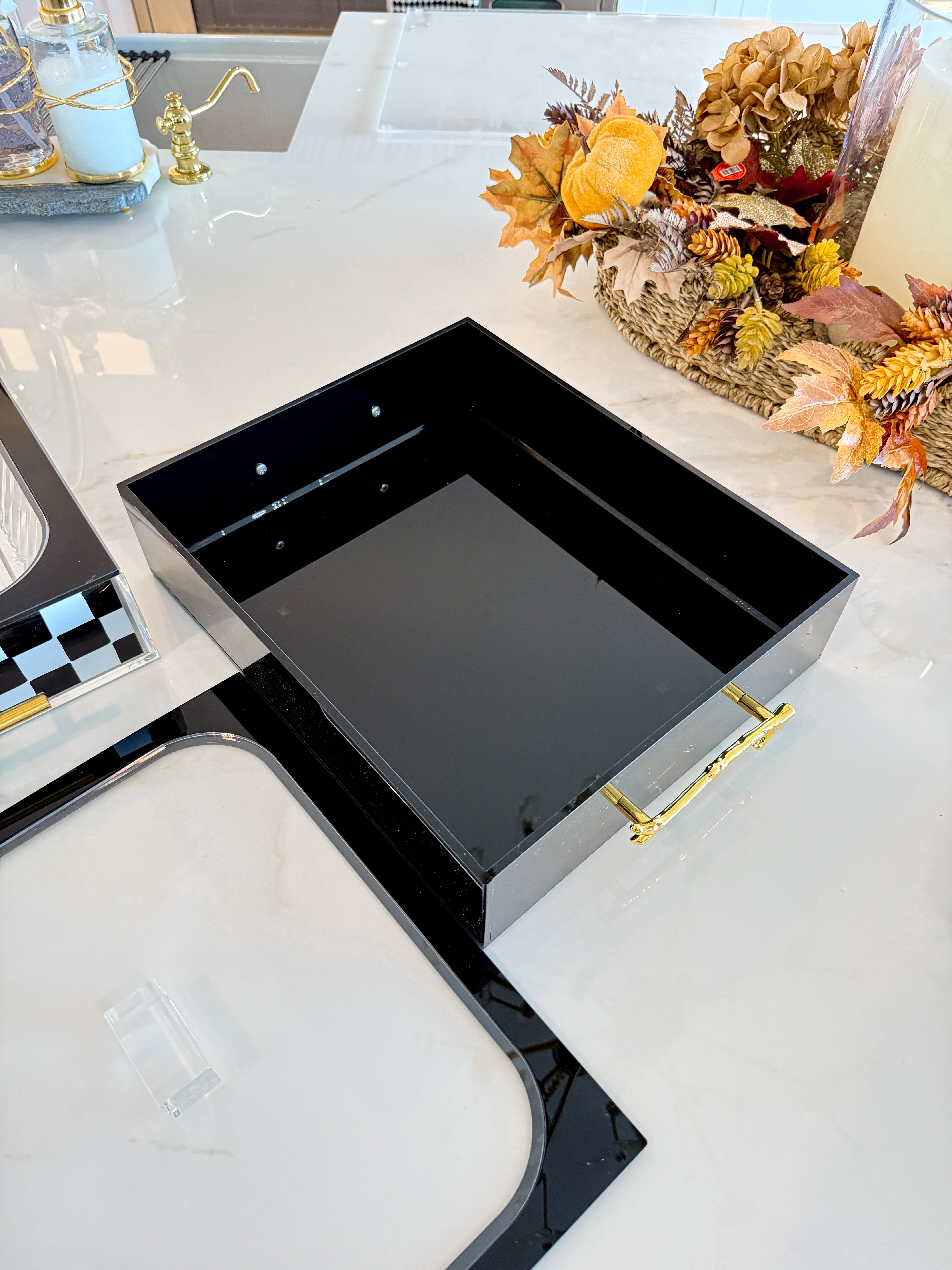 Acrylic Pan Holder Server With Gold Handles