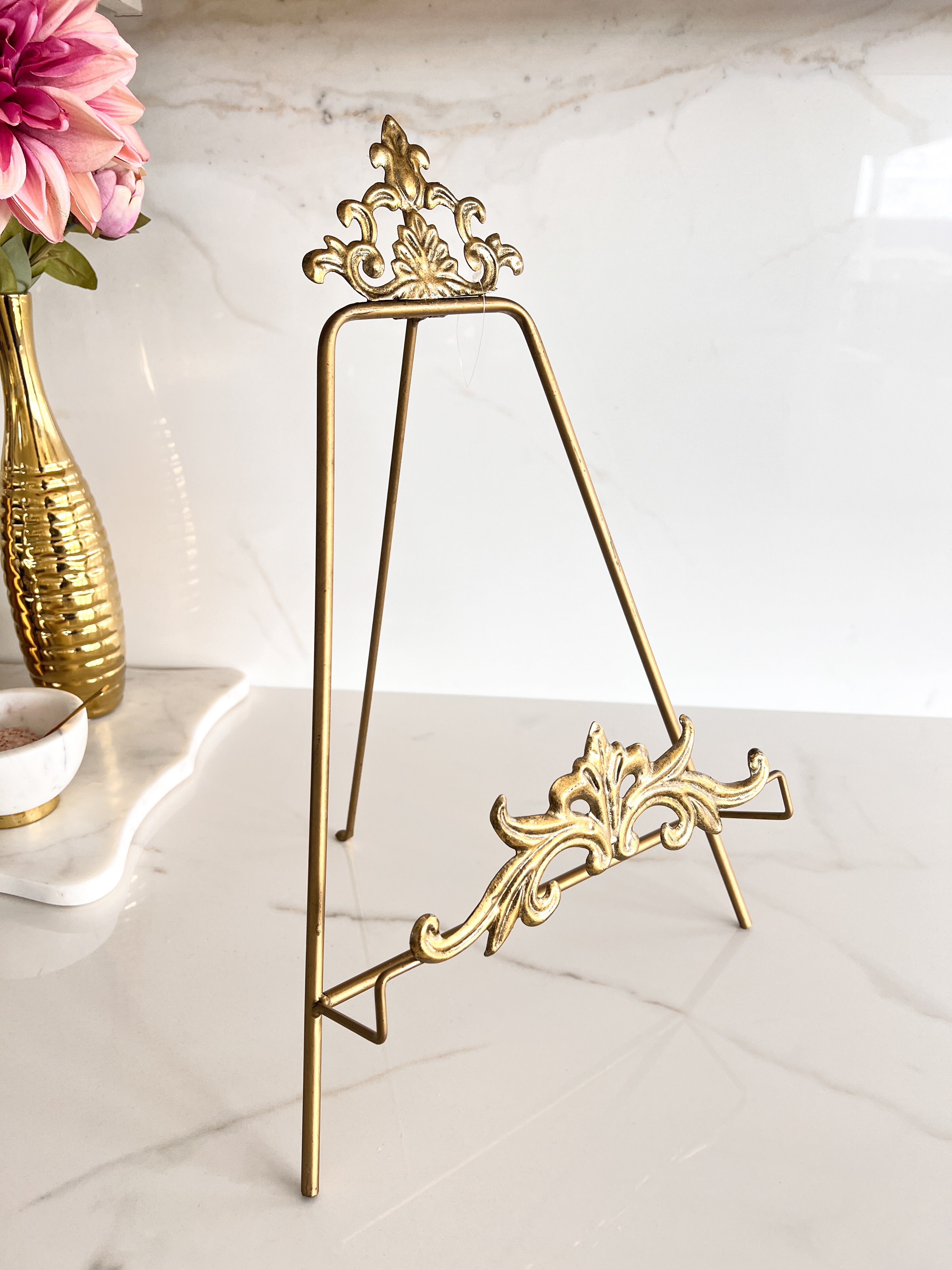 Gold Ornate Tabletop Display Easel (Set of 2)