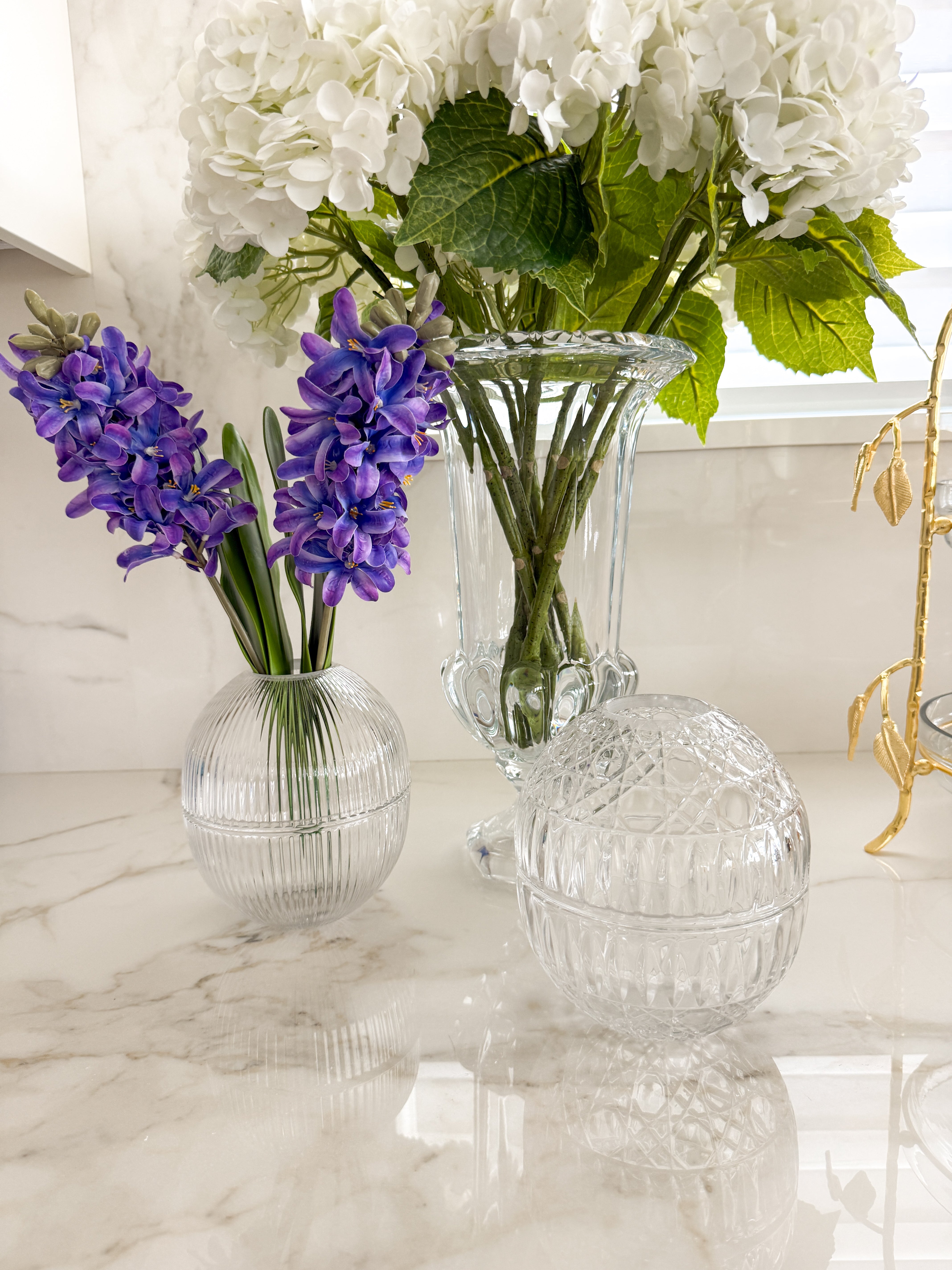 Glass Egg Shape Tissue Box Cover