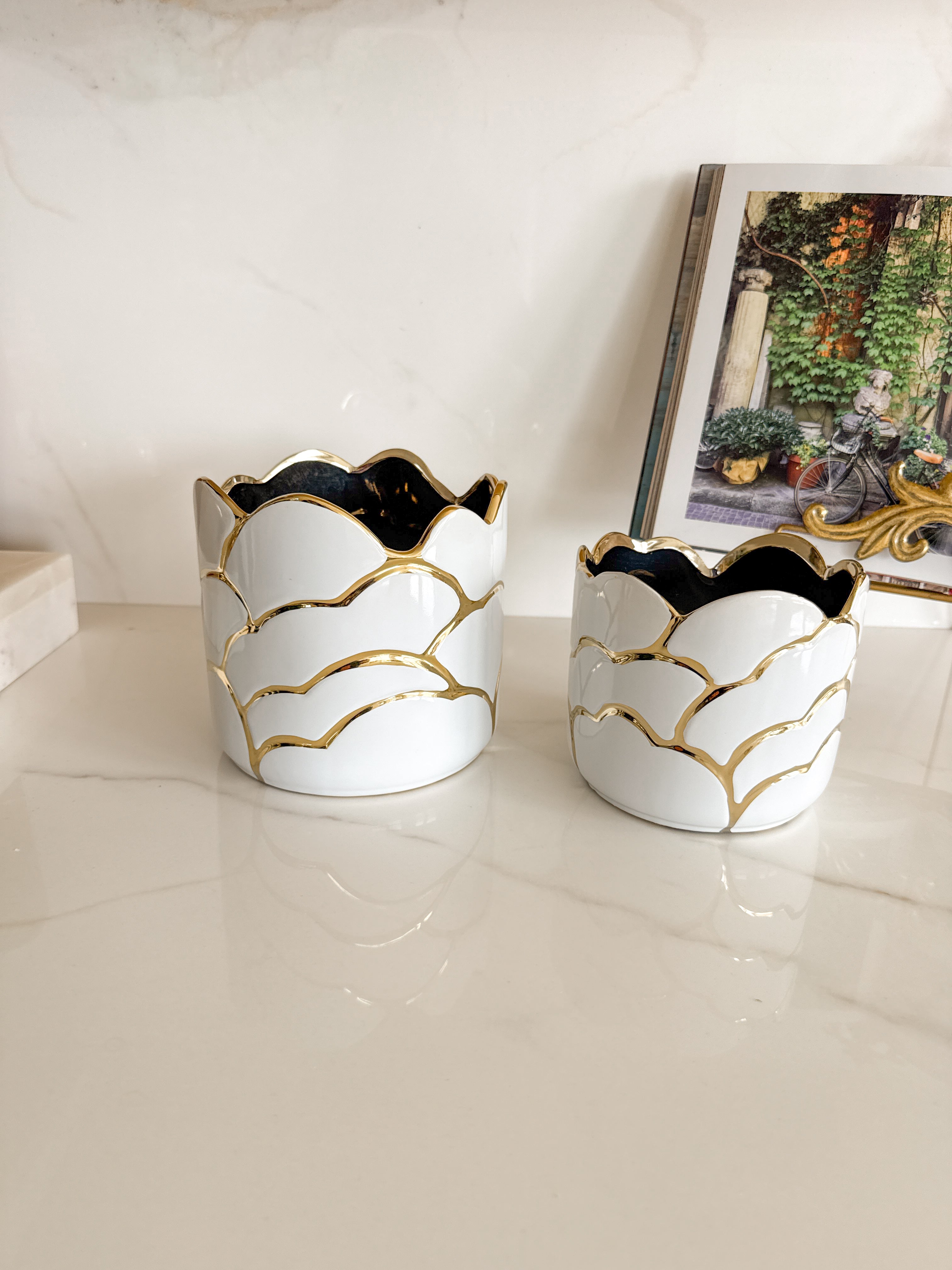 White and Gold Wave Plant Pot (Set of 2)