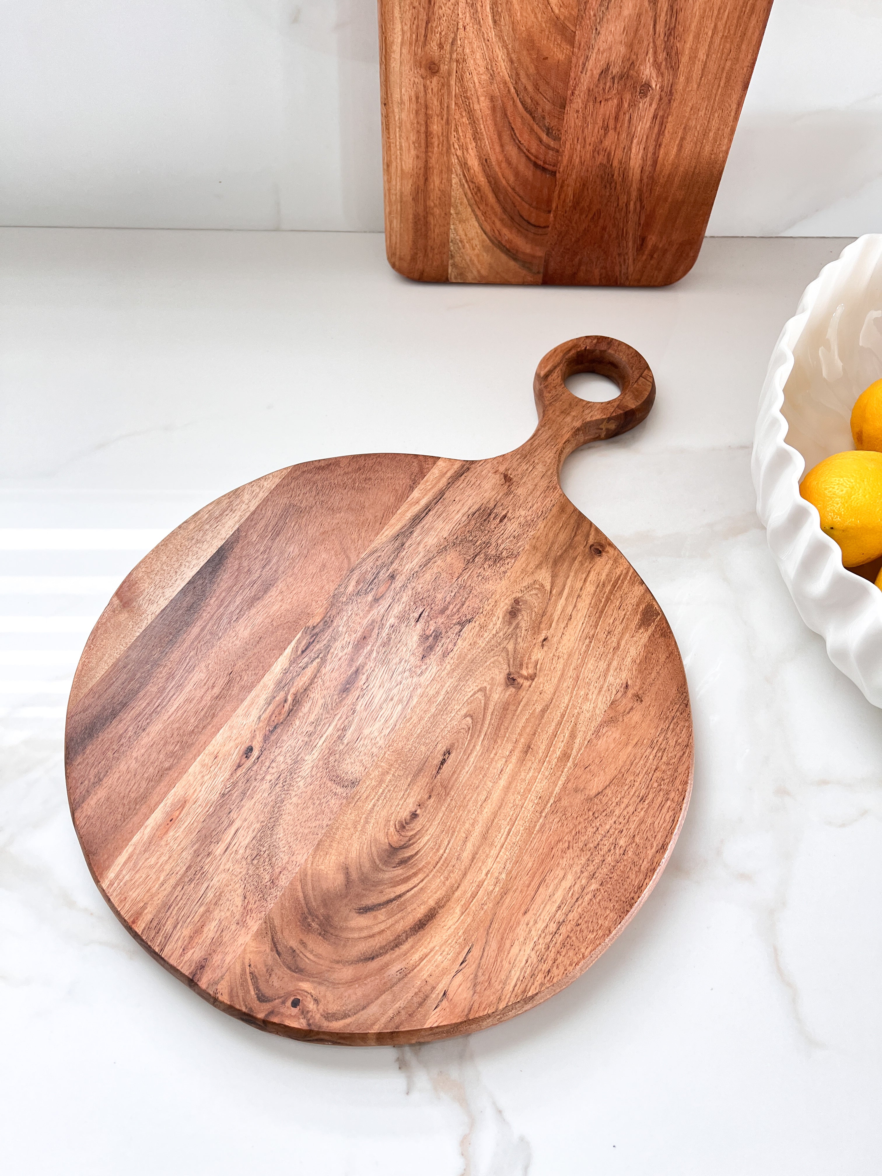 Round Acacia Wood Cutting Board