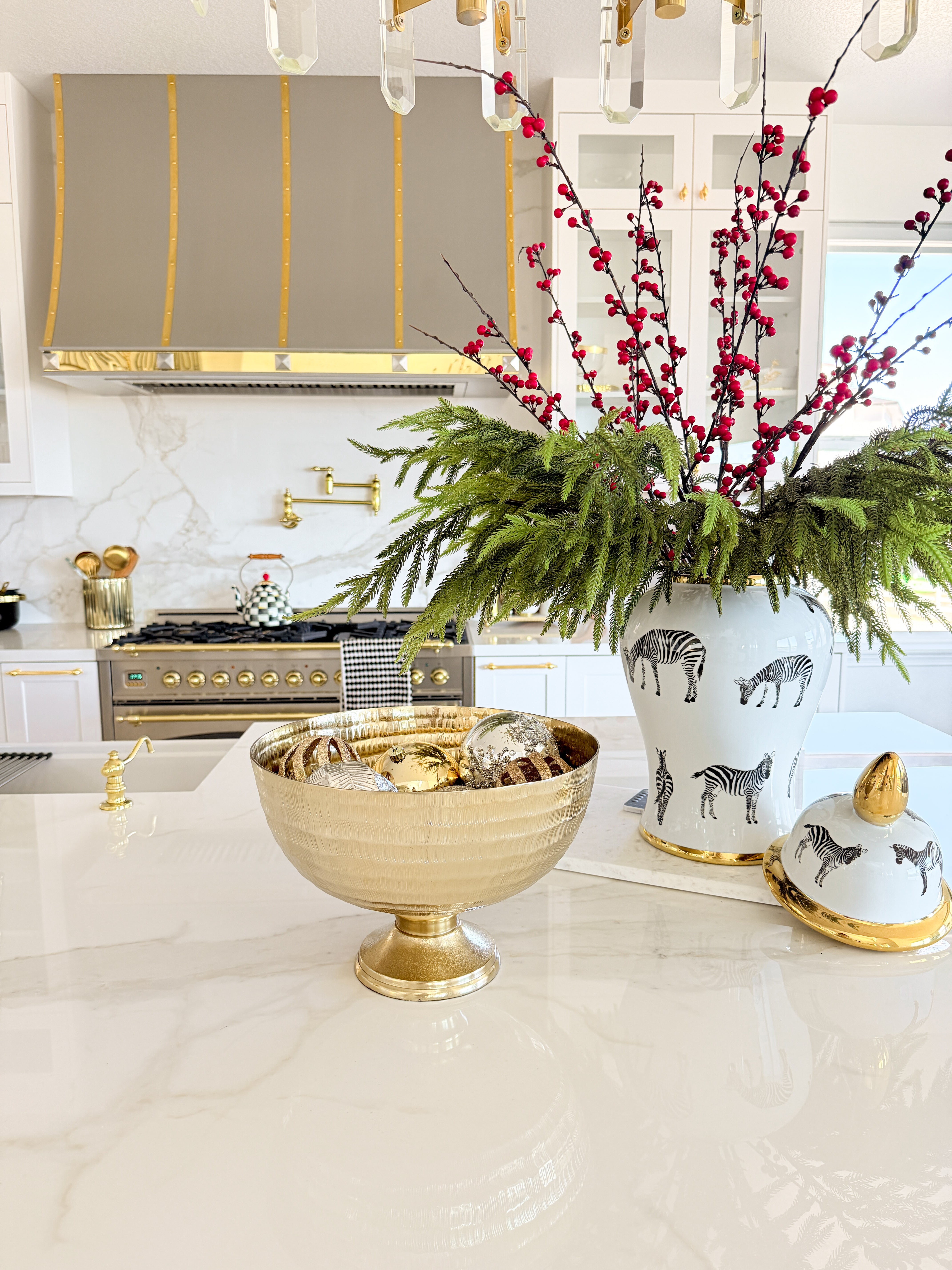 Gold Hammered Compote Bowl | HTS DECOR