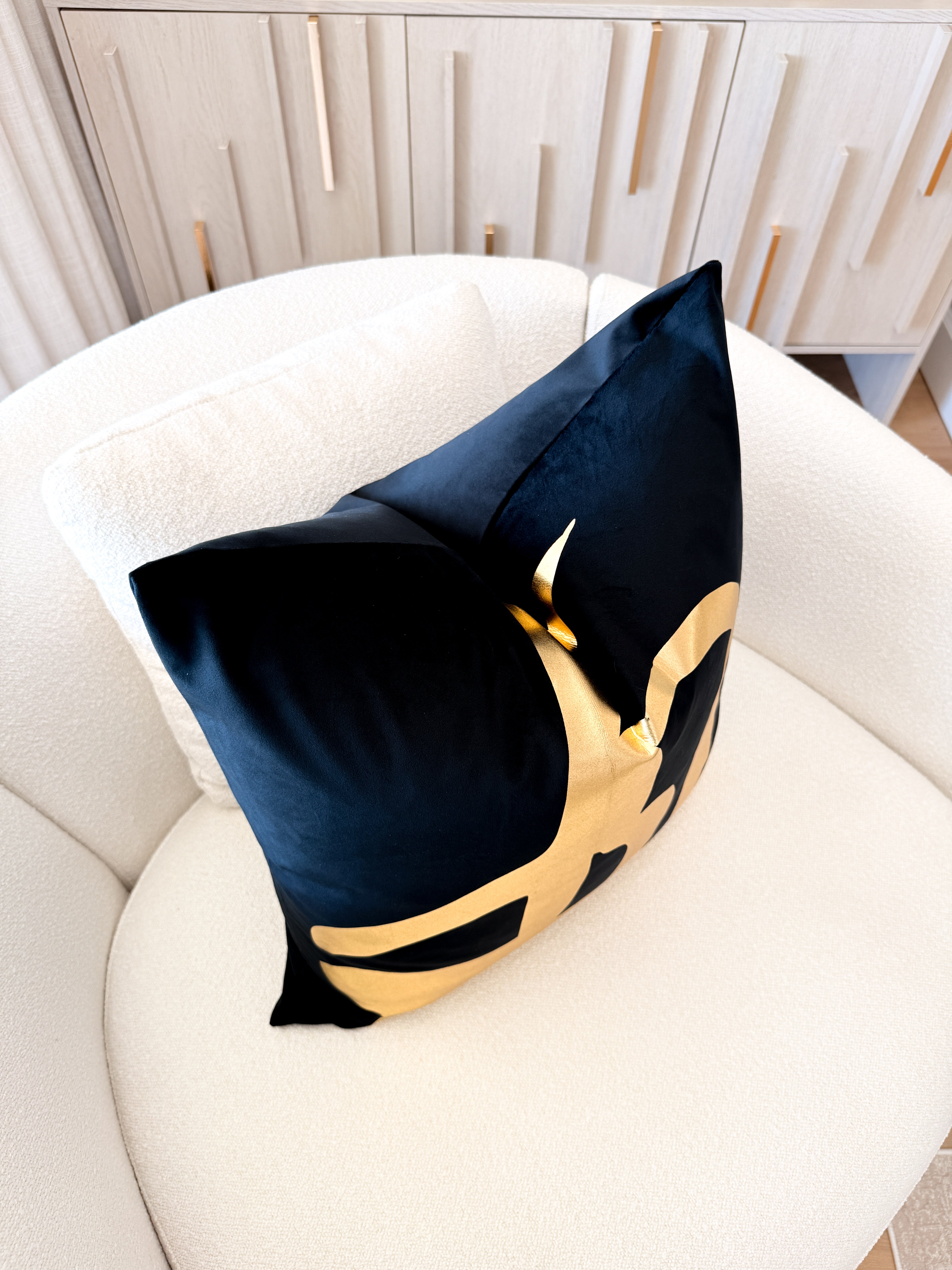 Black and Gold Foil Pattern Throw Pillow Cover