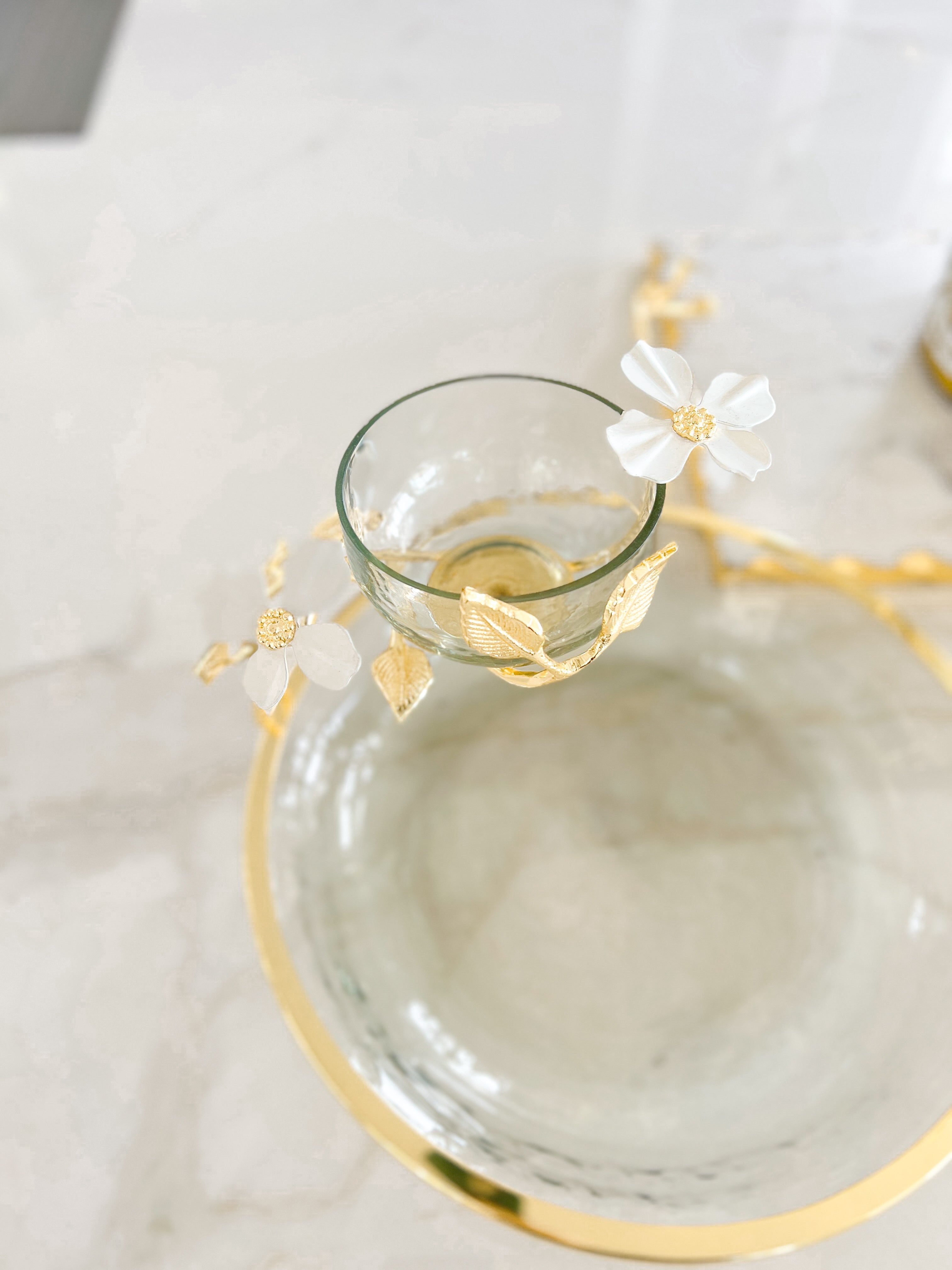 White Jasmine Glass 2- Tier Snack Tray