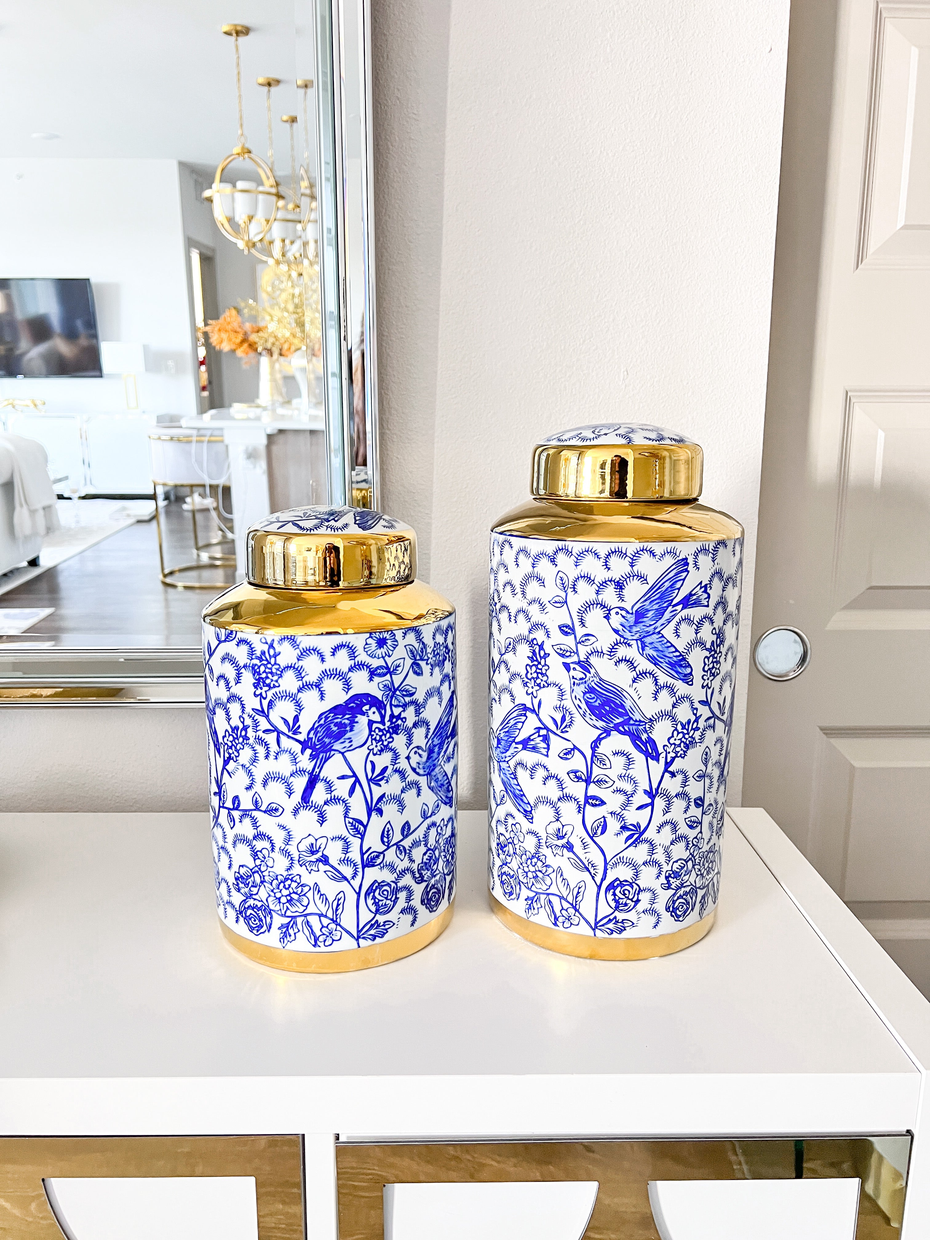 Ceramic Blue Chinoiserie jars ( Two Sizes) - HTS HOME DECOR