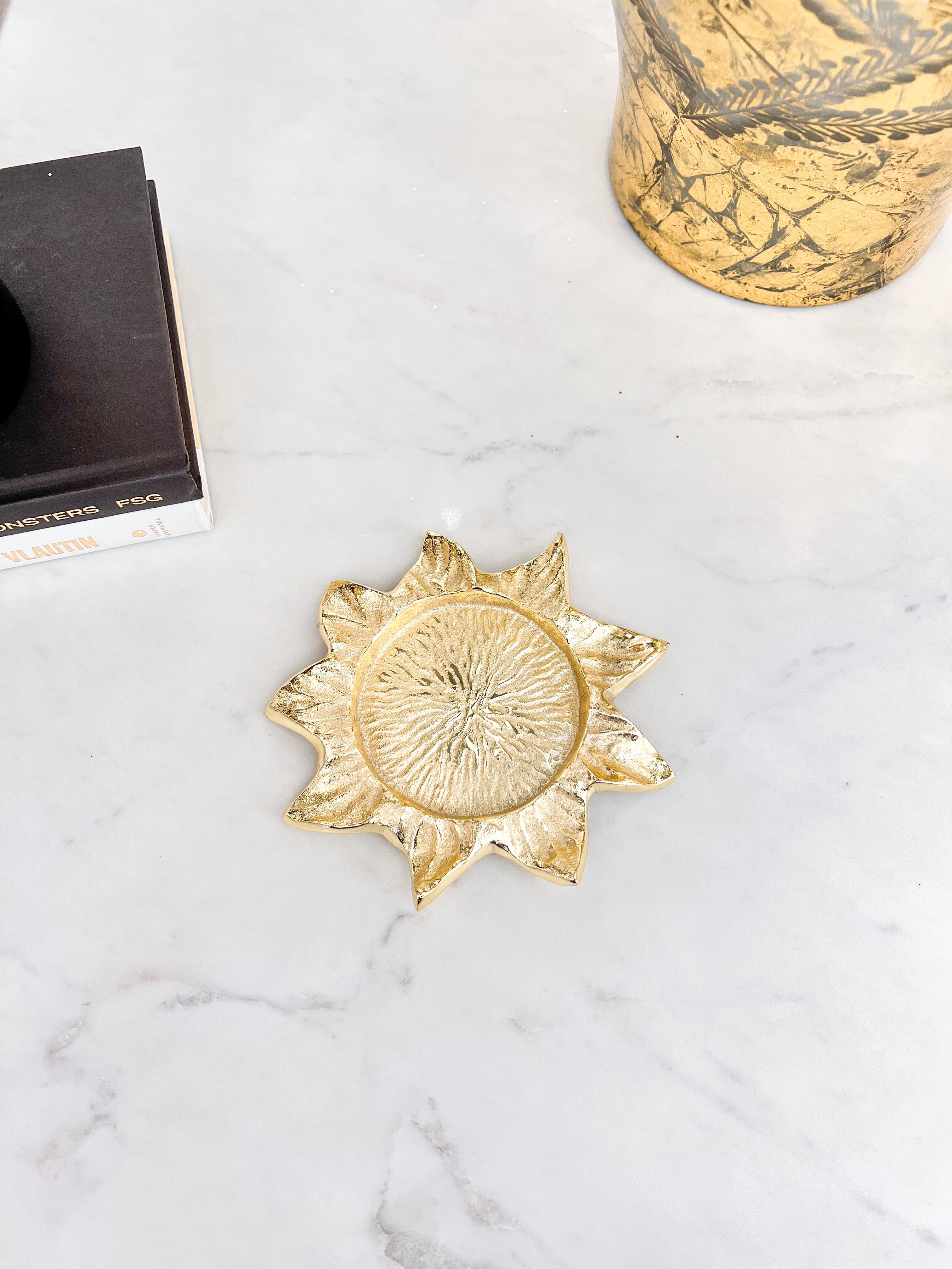 Gold Flower Shape Coaster - HTS HOME DECOR