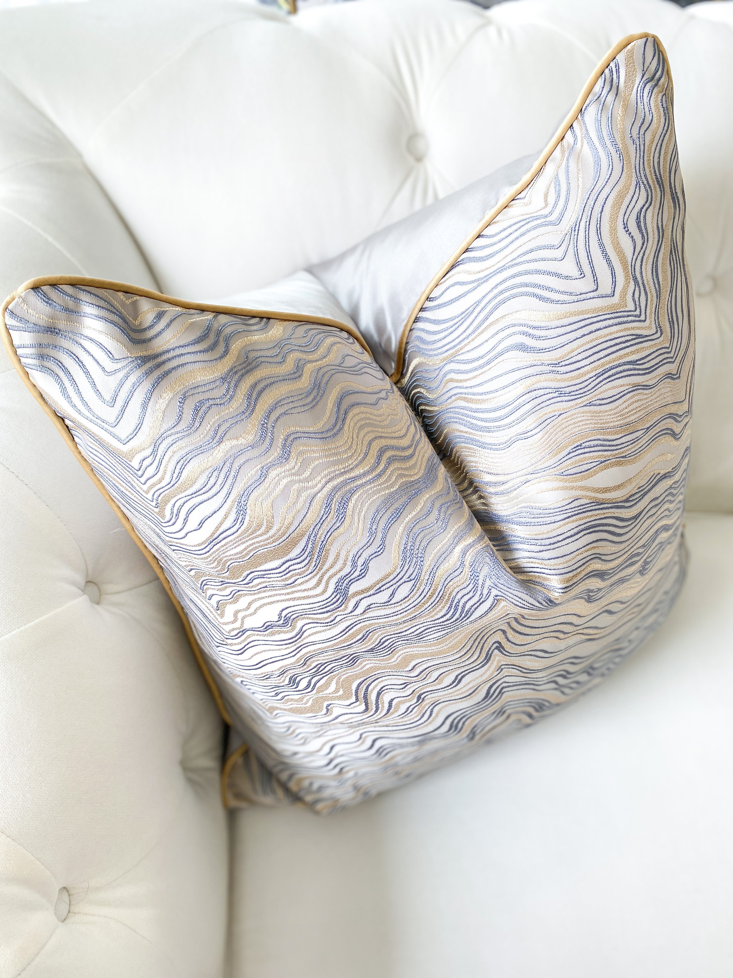 Gold Foil & Silver Wavy Pattern Pillow Cover 22x22 - HTS HOME DECOR