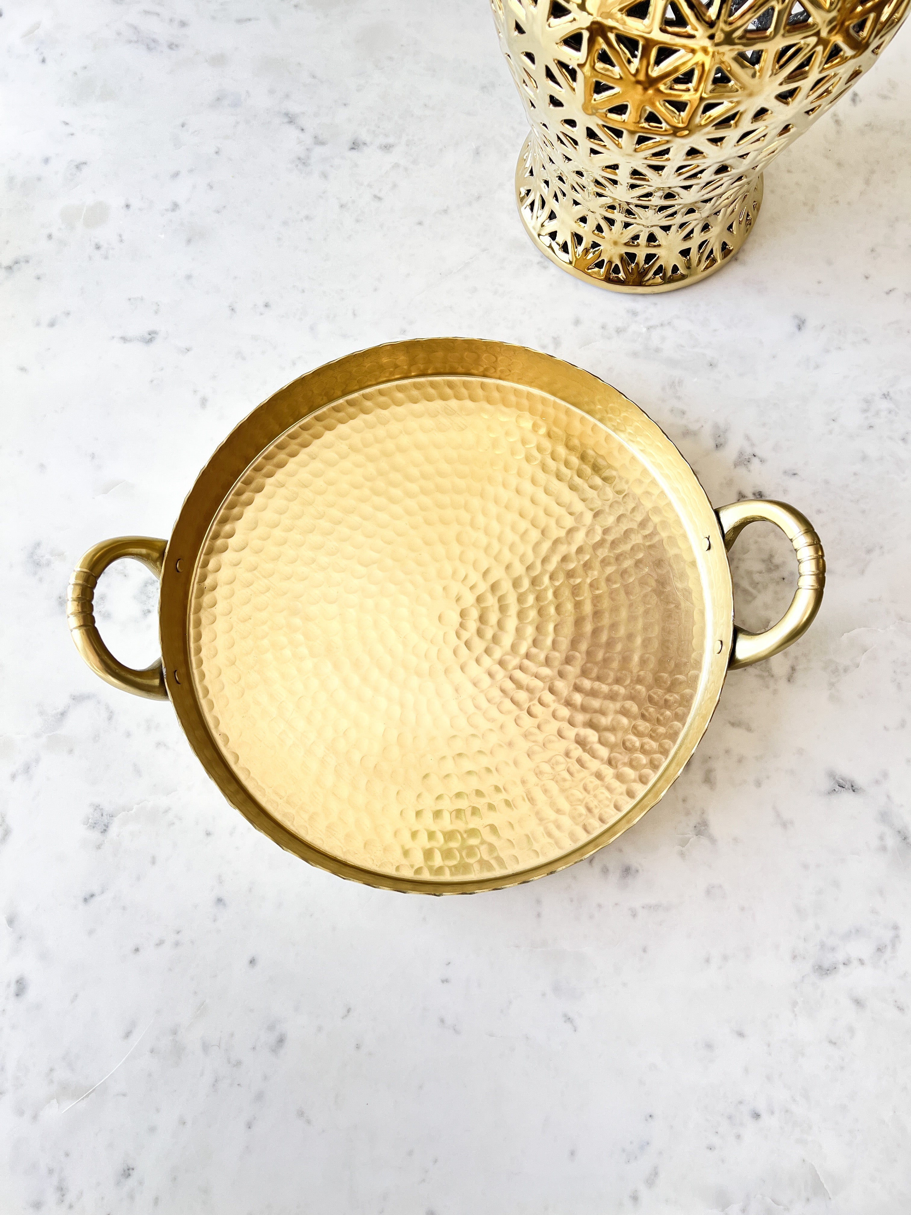 Gold Hammered Round Tray - HTS HOME DECOR