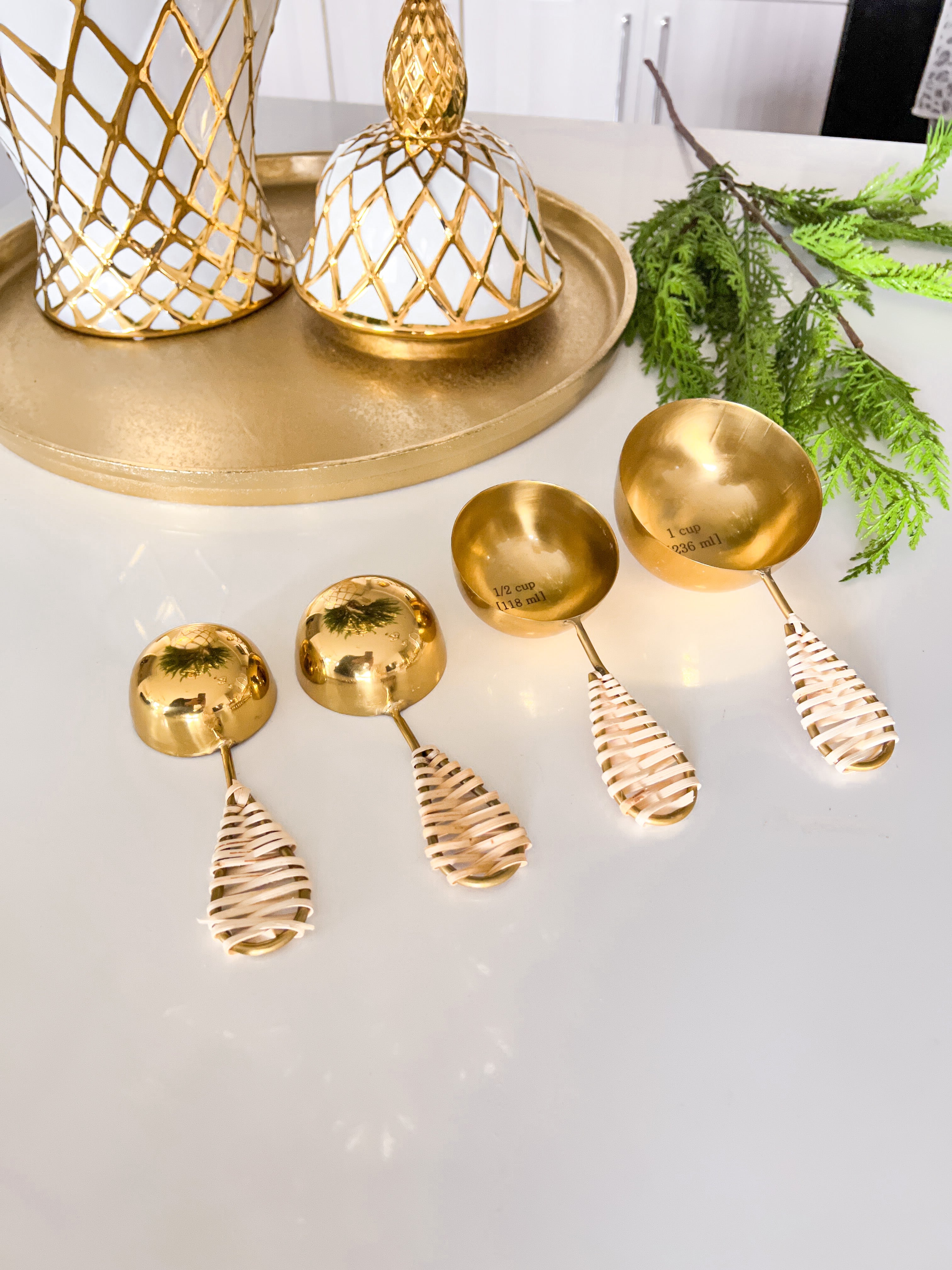 Gold Kitchen Measuring Cups (Set of 4) - HTS HOME DECOR