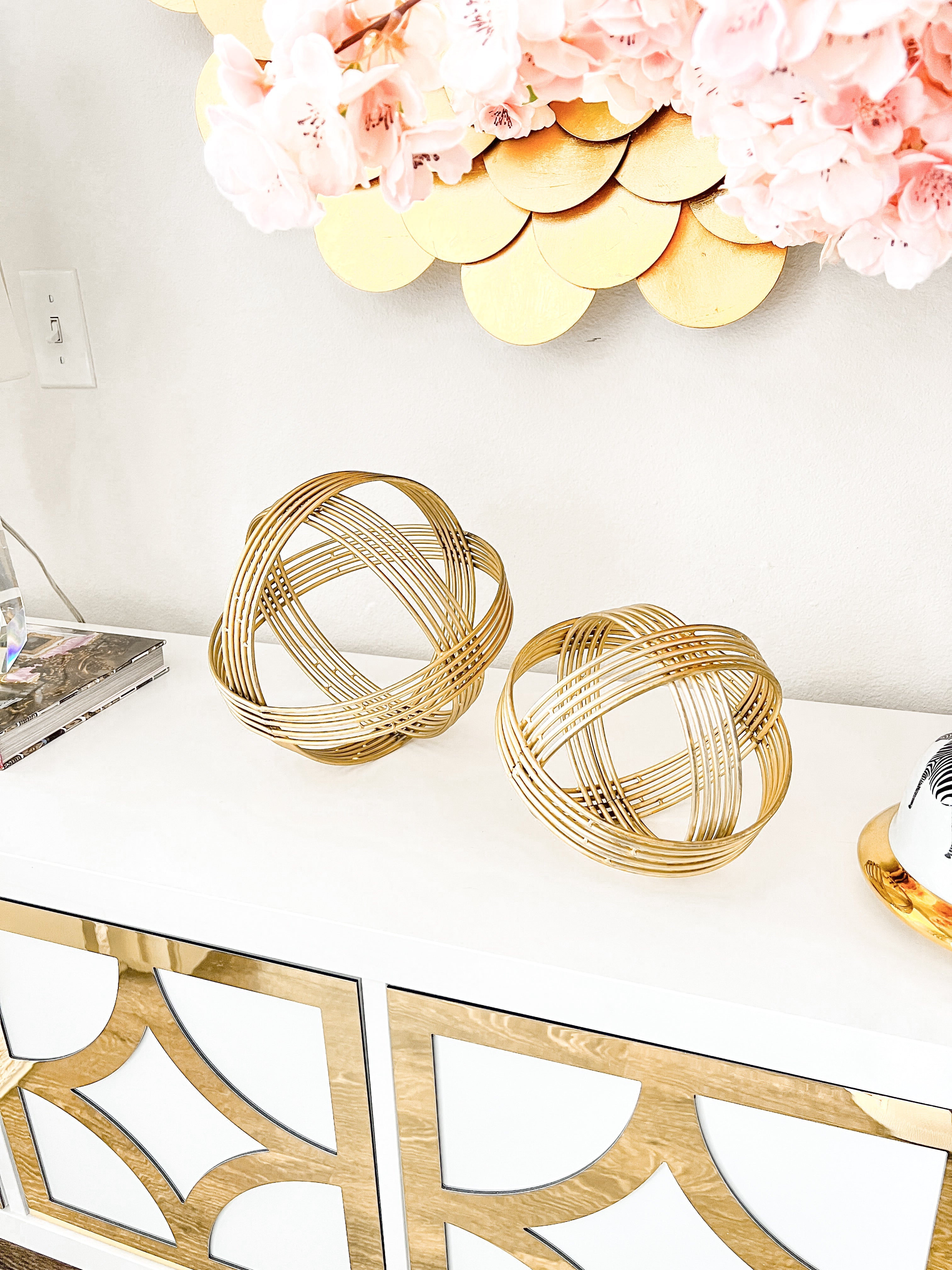 Gold Metal Wired Decorative Orbs - HTS HOME DECOR