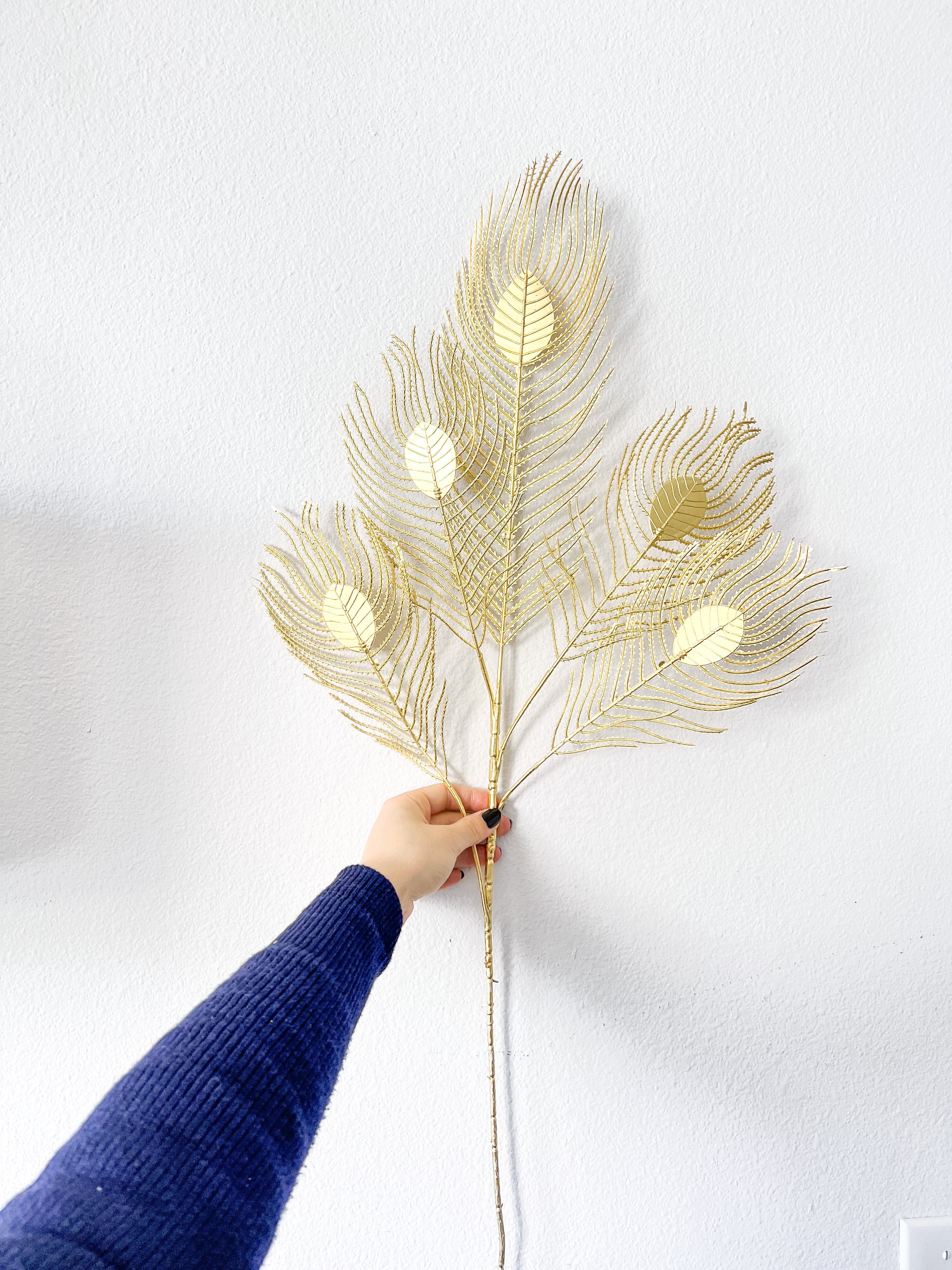 Gold Peacock Feather Stem ( Pack of 3 Stems) - HTS HOME DECOR
