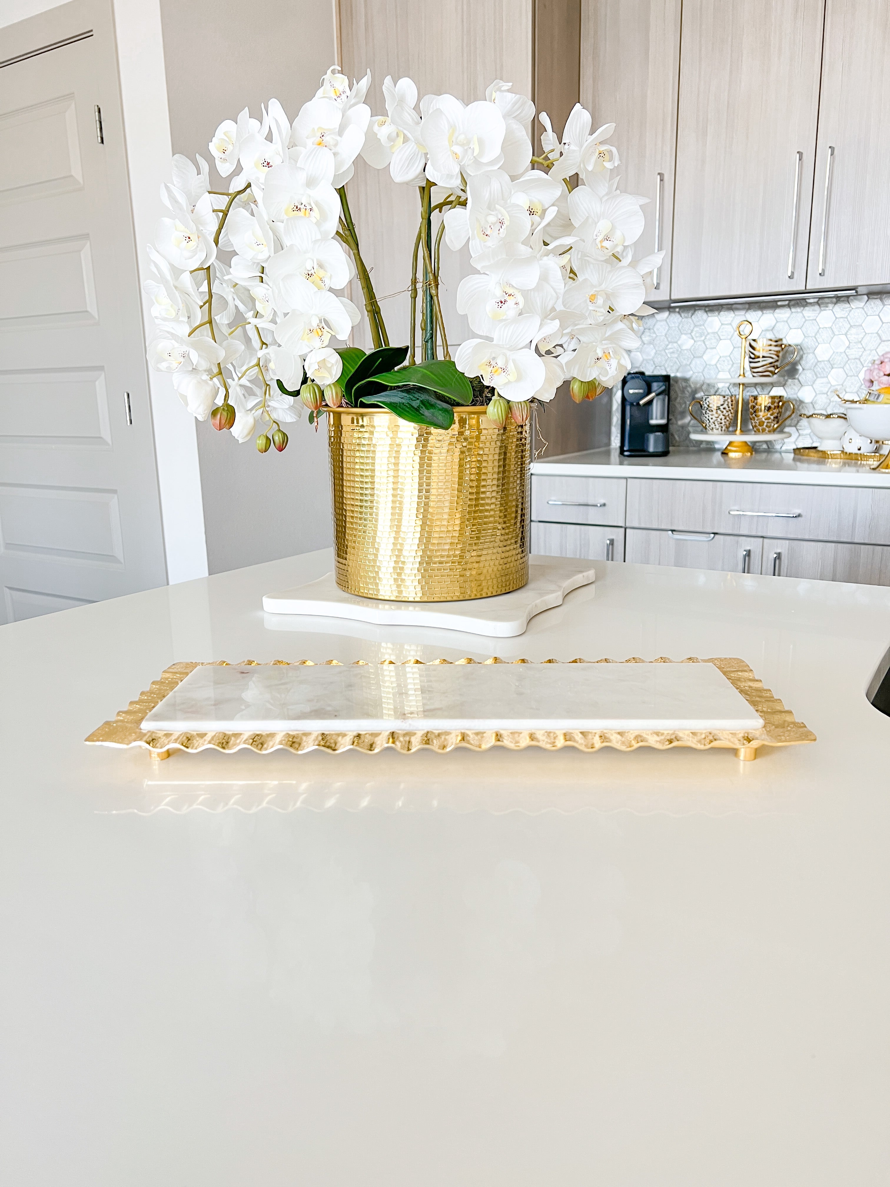Gold Ripple Marble Tray - HTS HOME DECOR