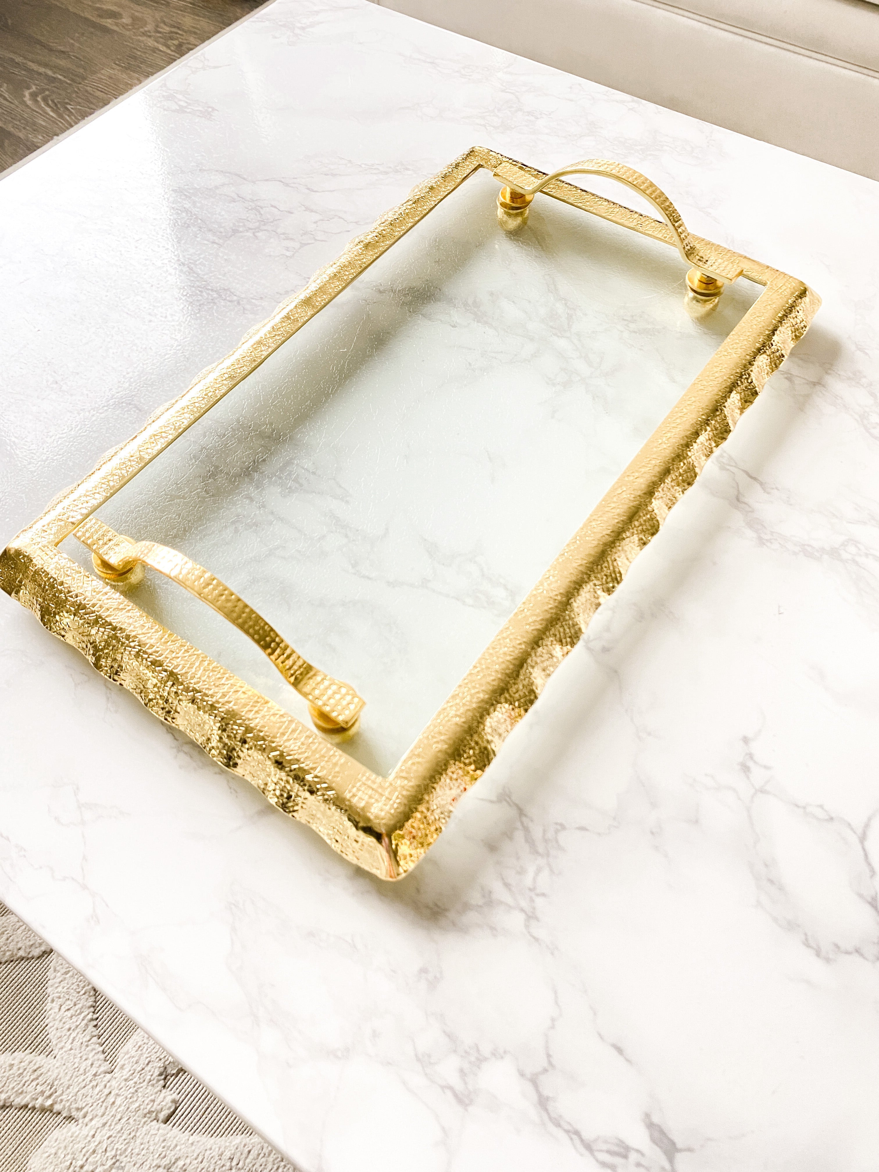Gold Ruffled Glass Tray - HTS HOME DECOR