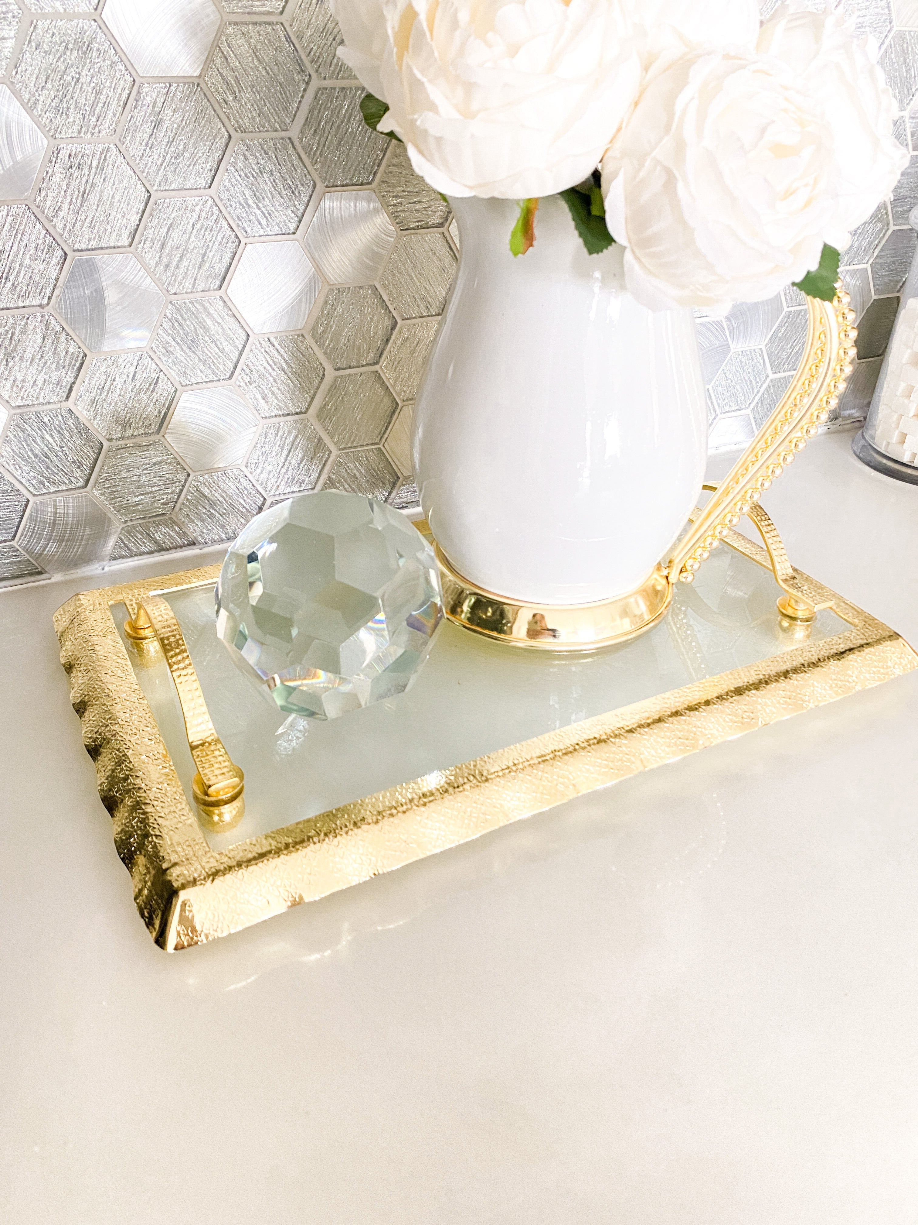 Gold Ruffled Glass Tray - HTS HOME DECOR
