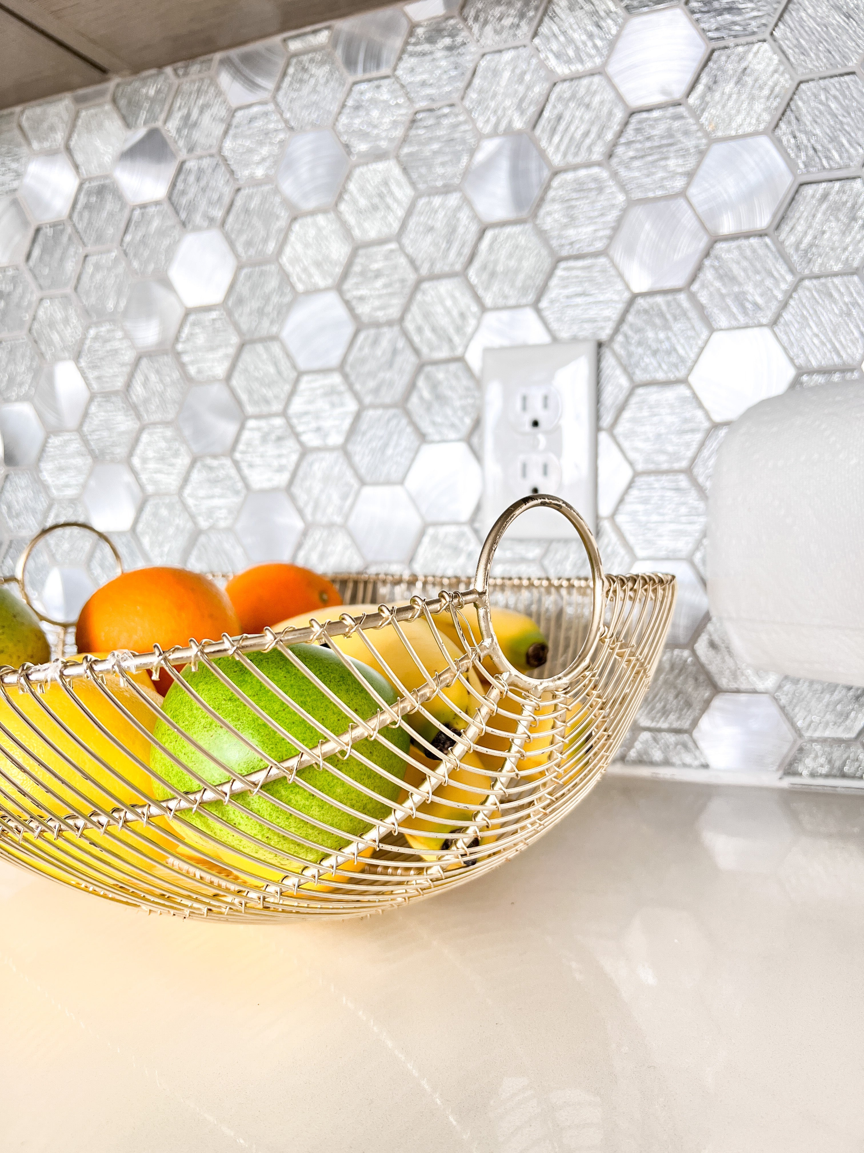 Gold Wired Metal Fruit Basket - HTS HOME DECOR