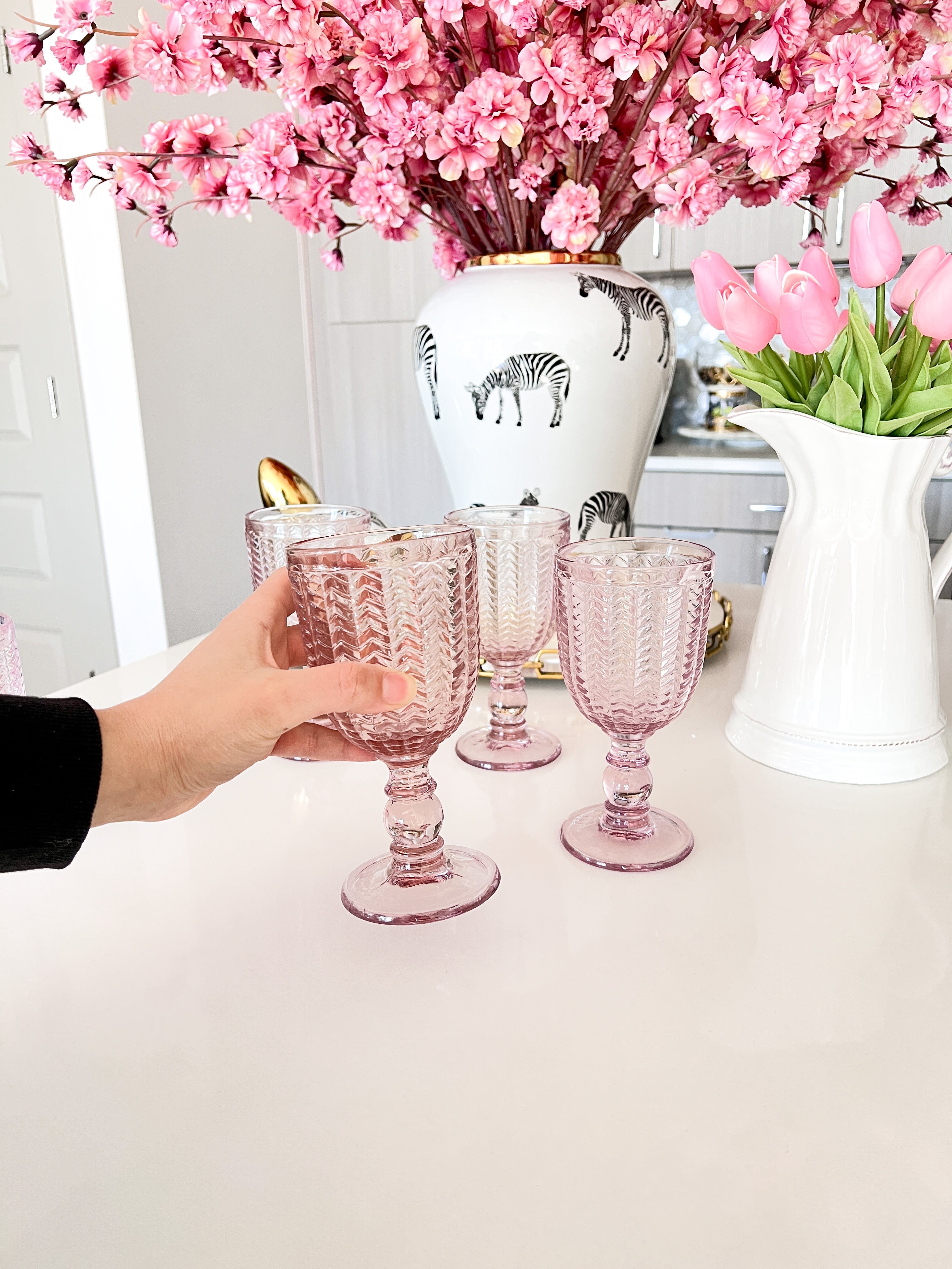 Pink Glass Goblet ( set of 4) - HTS HOME DECOR