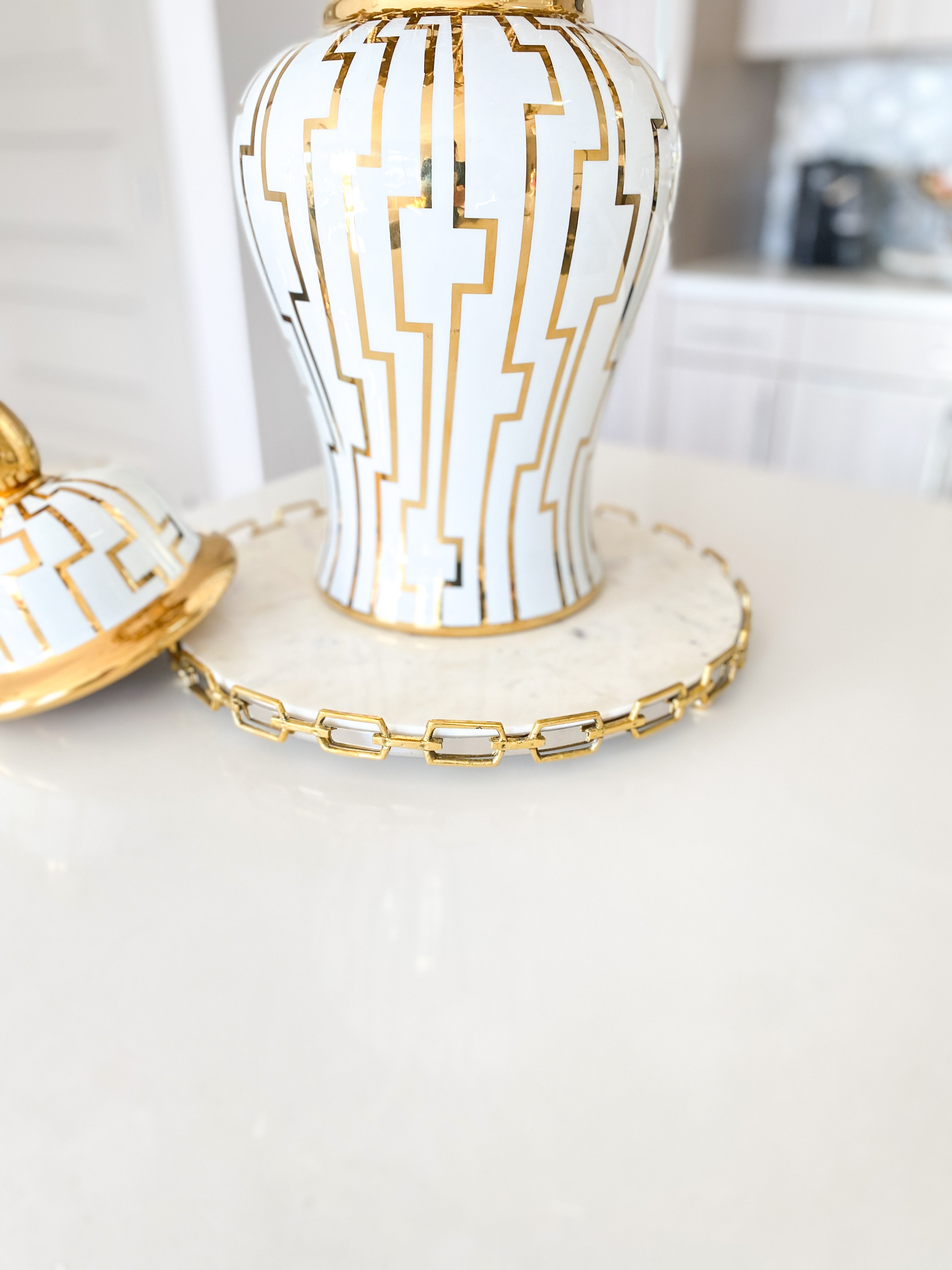 Round Marble Tray with Gold Chain - HTS HOME DECOR