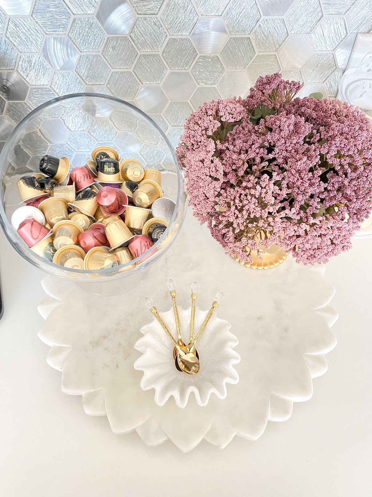 Ruffled Decorative Marble Bowl - HTS HOME DECOR