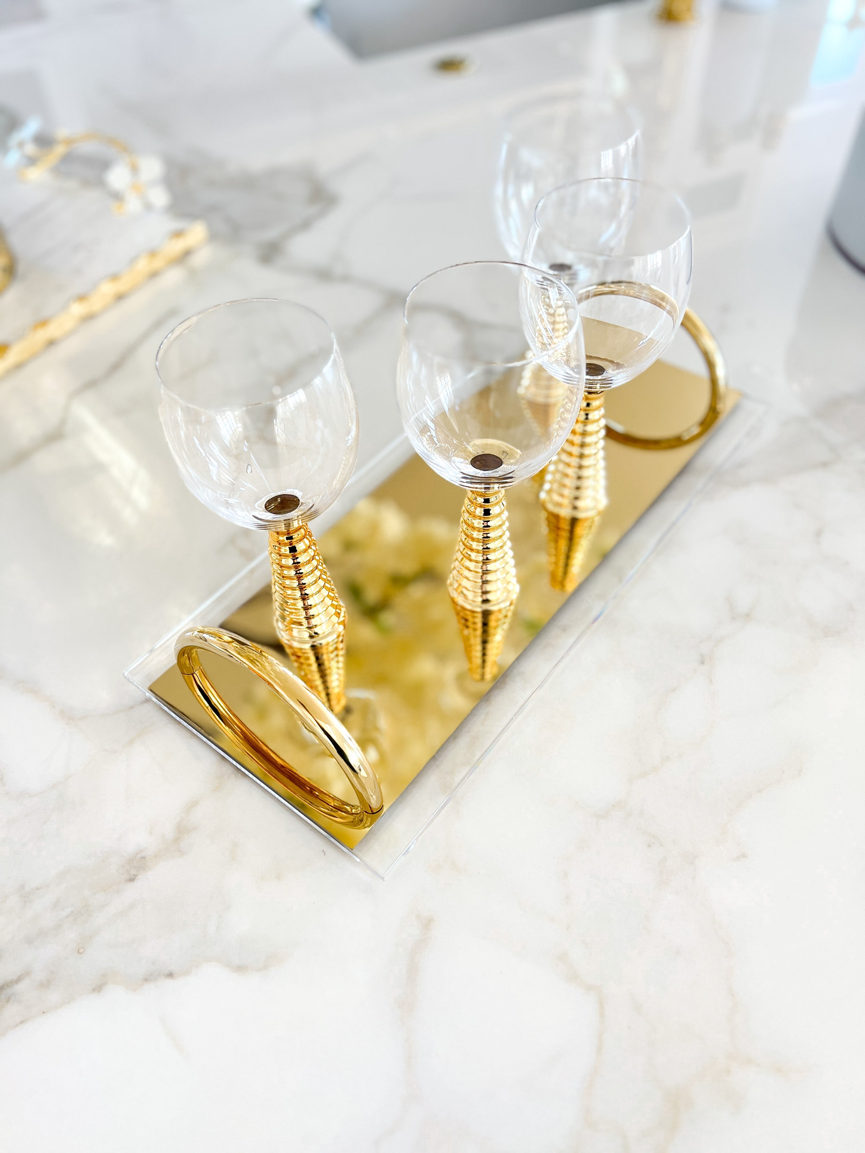 Set of 6 Glasses With Gold Base - HTS HOME DECOR