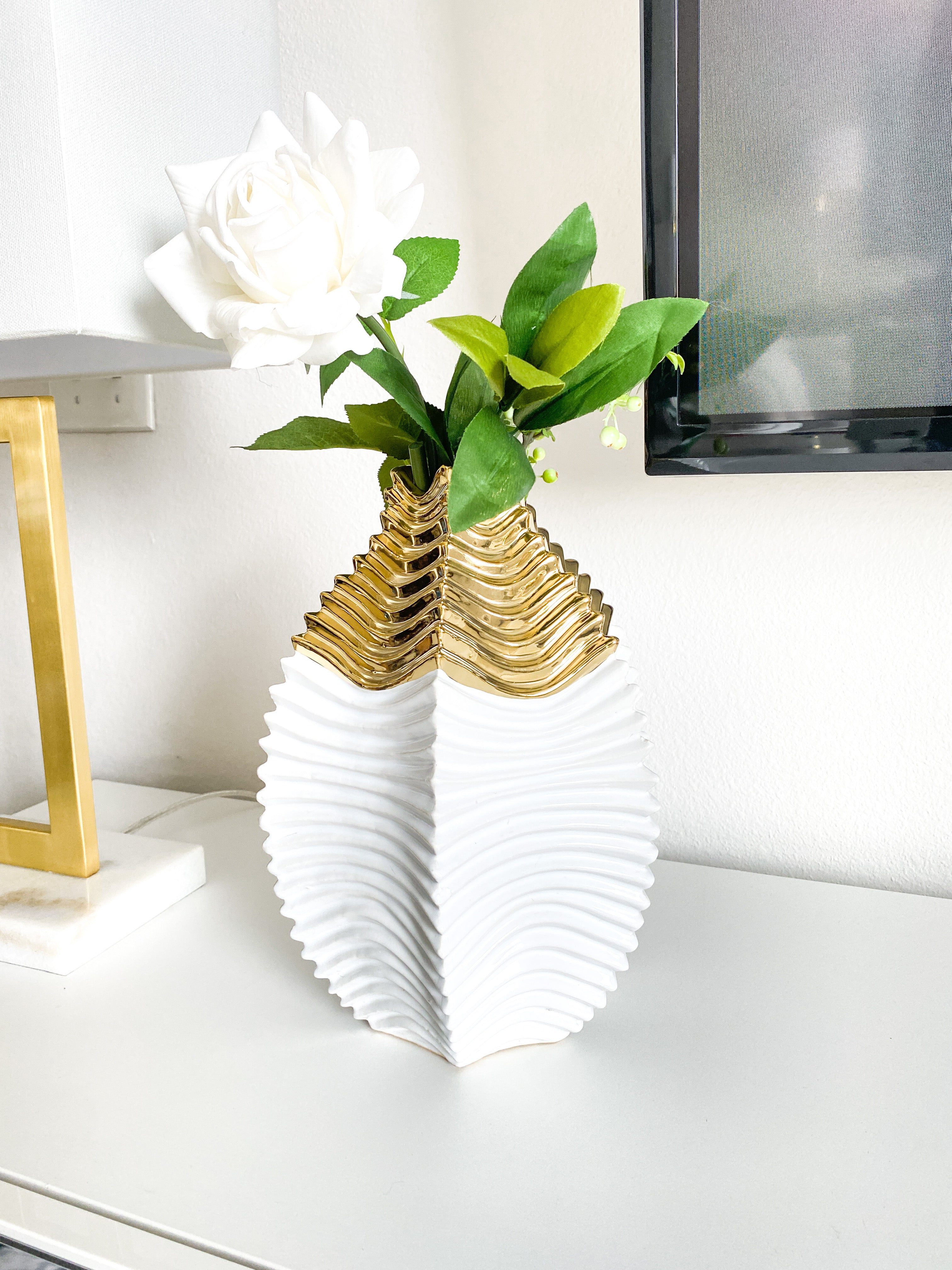 White & Gold Textured Vase - HTS HOME DECOR