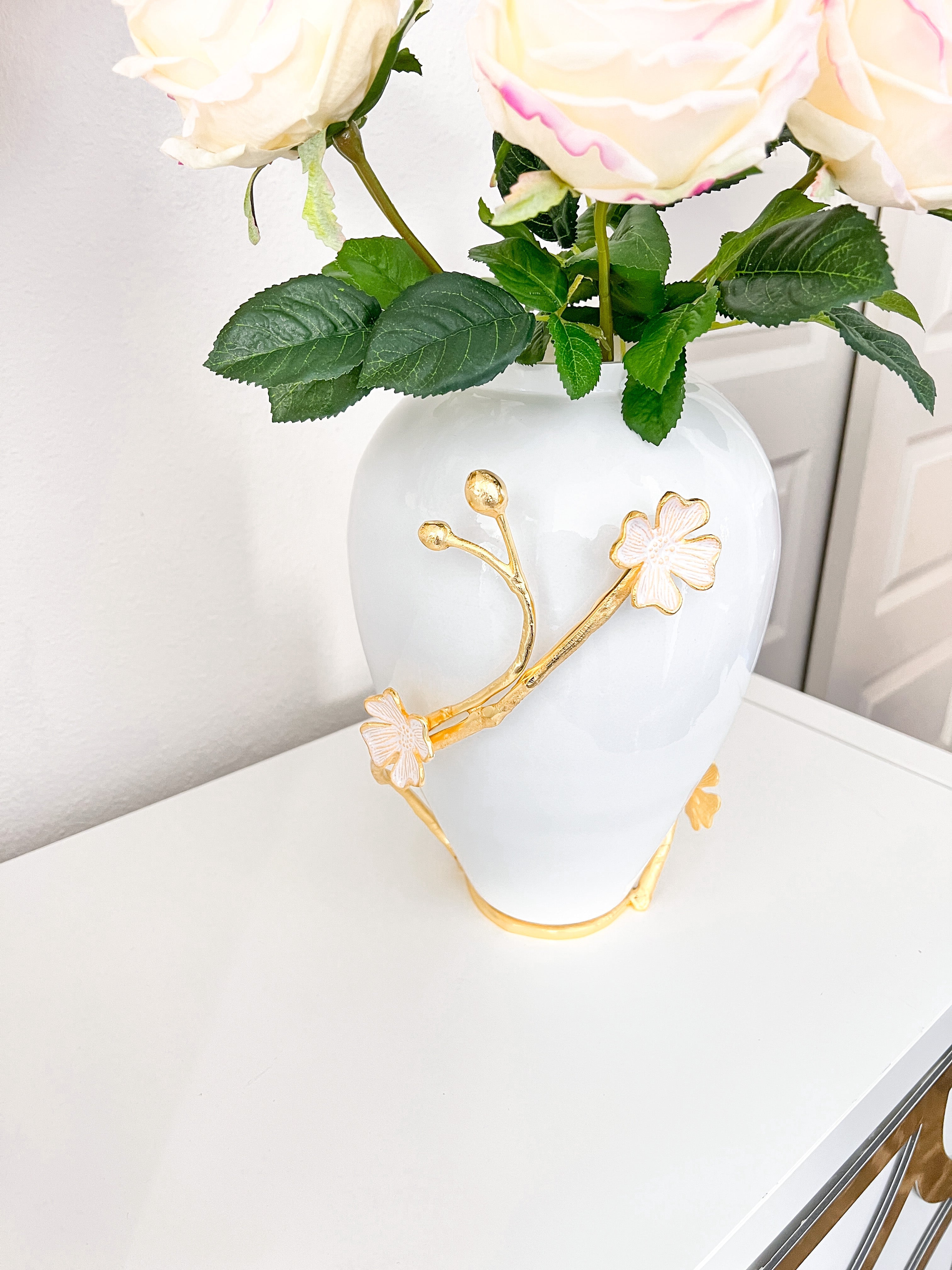 White Vase with Gold Branch Details - HTS HOME DECOR